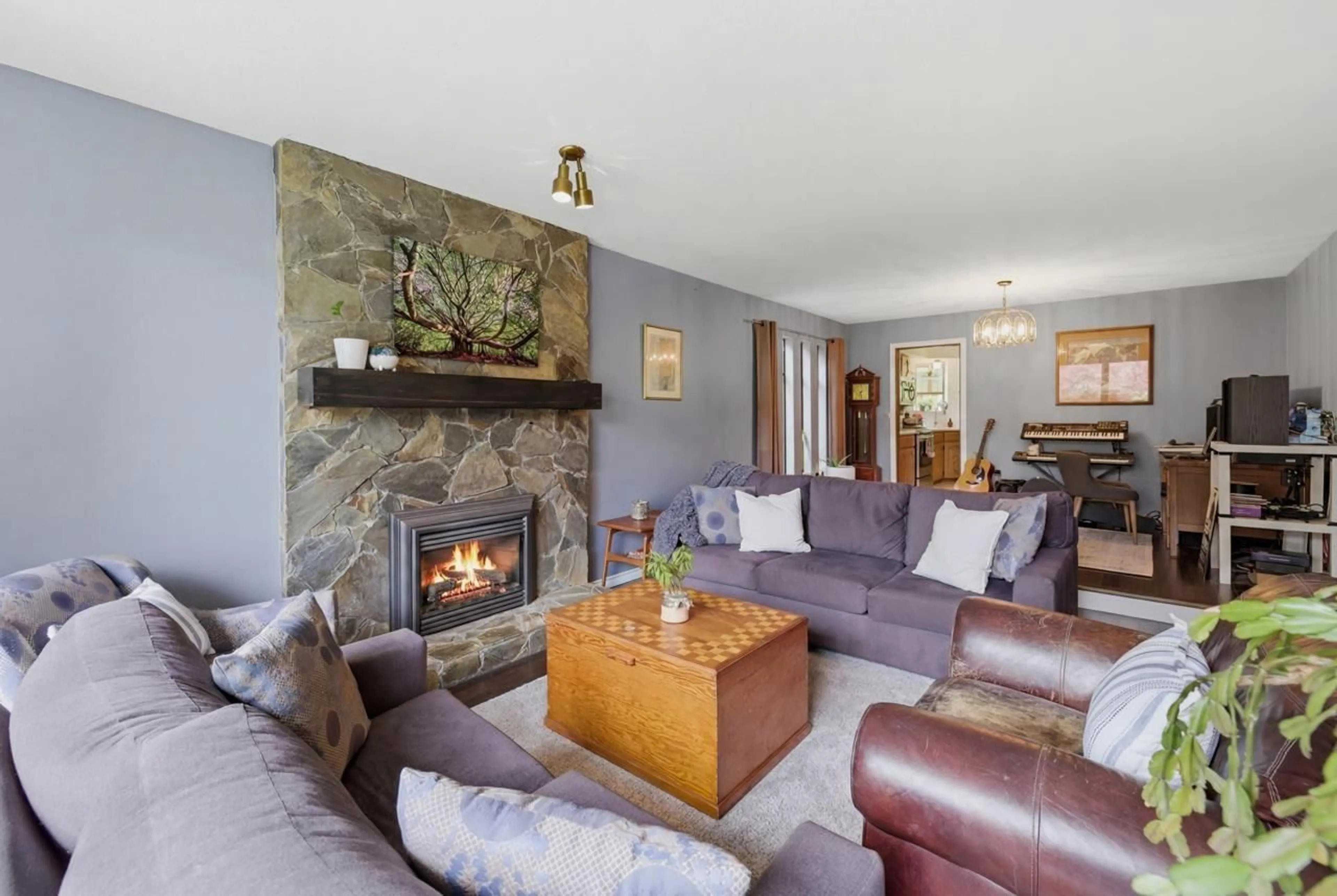 Living room with furniture, unknown for 2161 153A STREET, Surrey British Columbia V4A5Y1