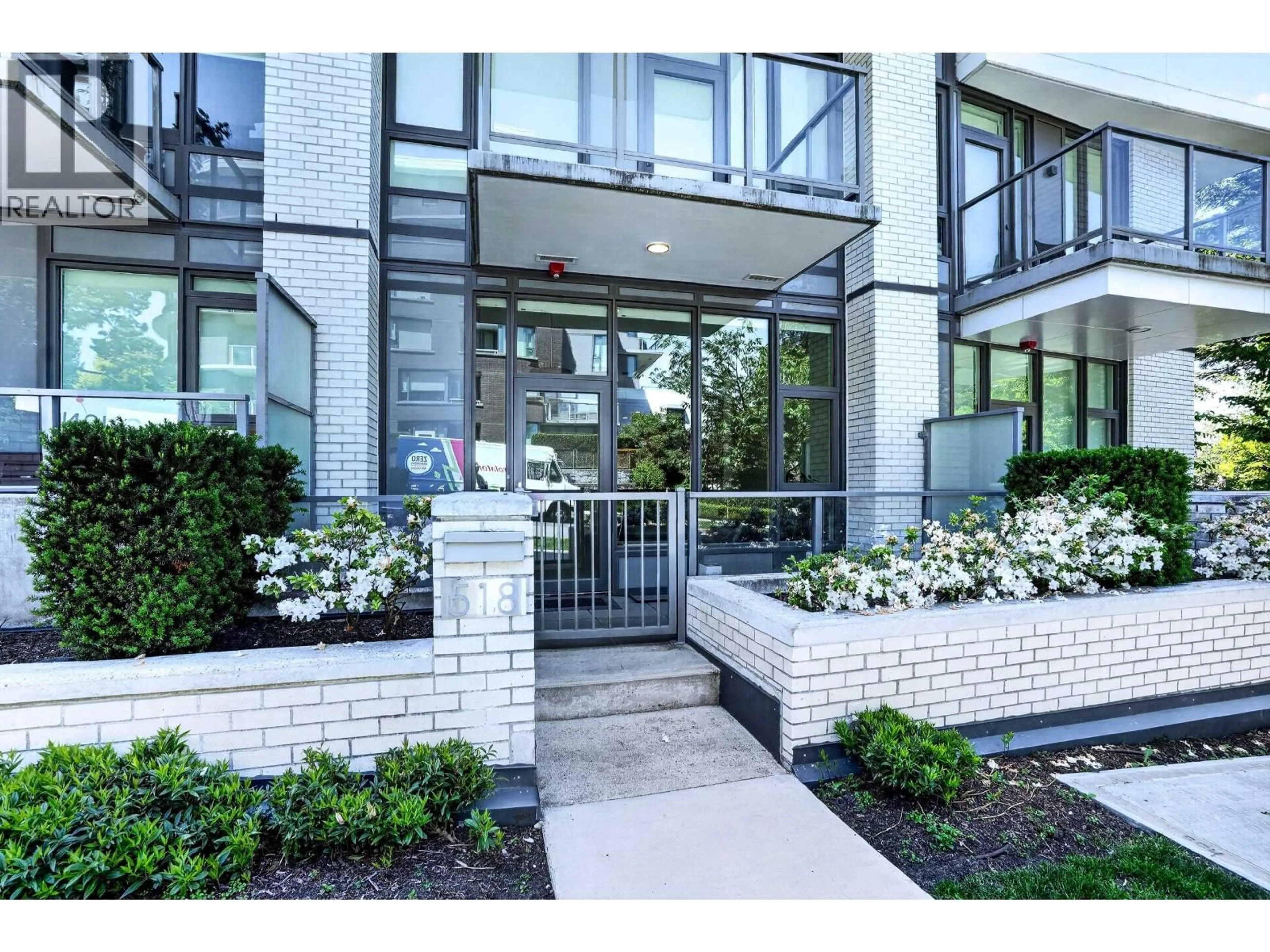 Unknown for 518 30TH AVENUE, Vancouver British Columbia V5Z0J7
