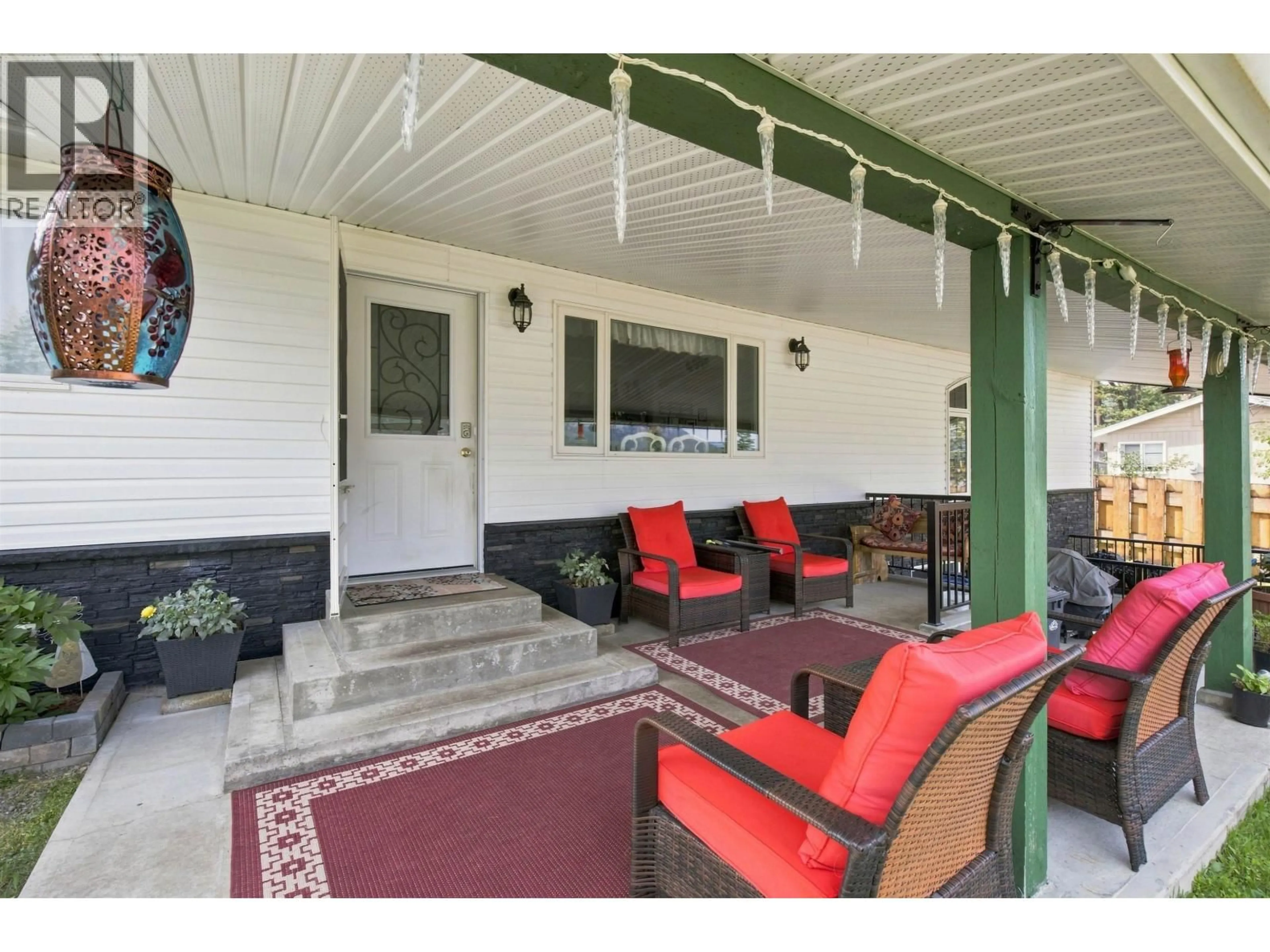Patio, street for 1717 RENNER ROAD, Williams Lake British Columbia V2G3B4