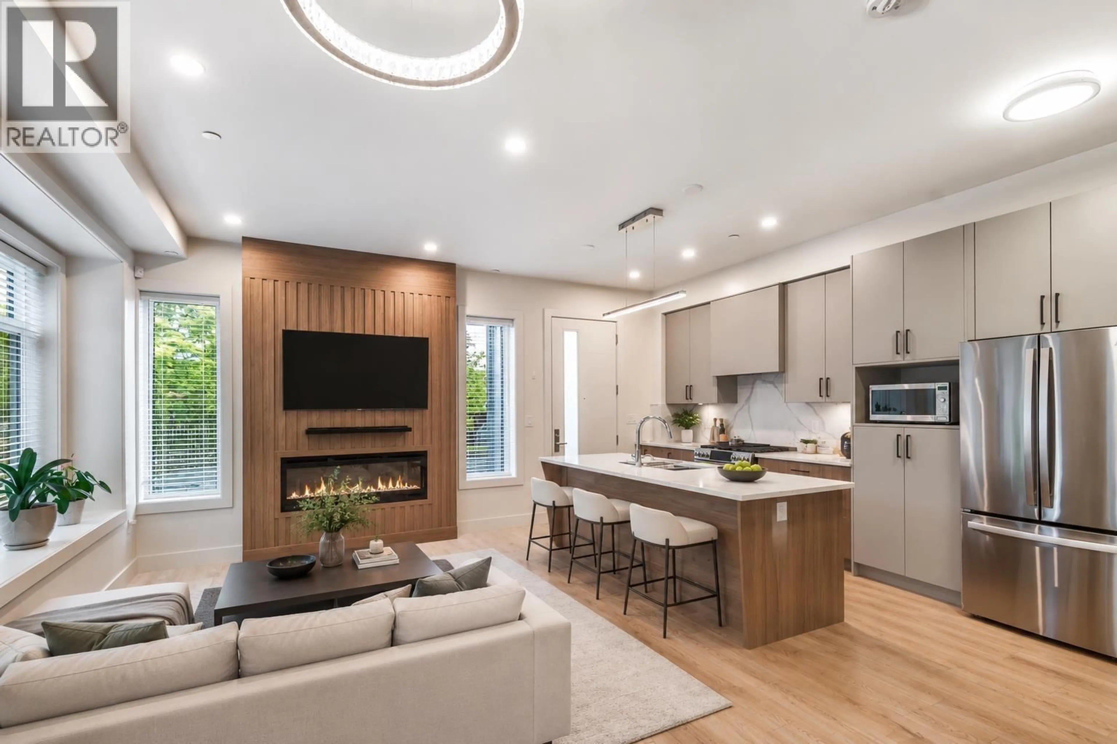 Open concept kitchen, unknown for 2705 WAVERLEY AVENUE, Vancouver British Columbia V5S1E9