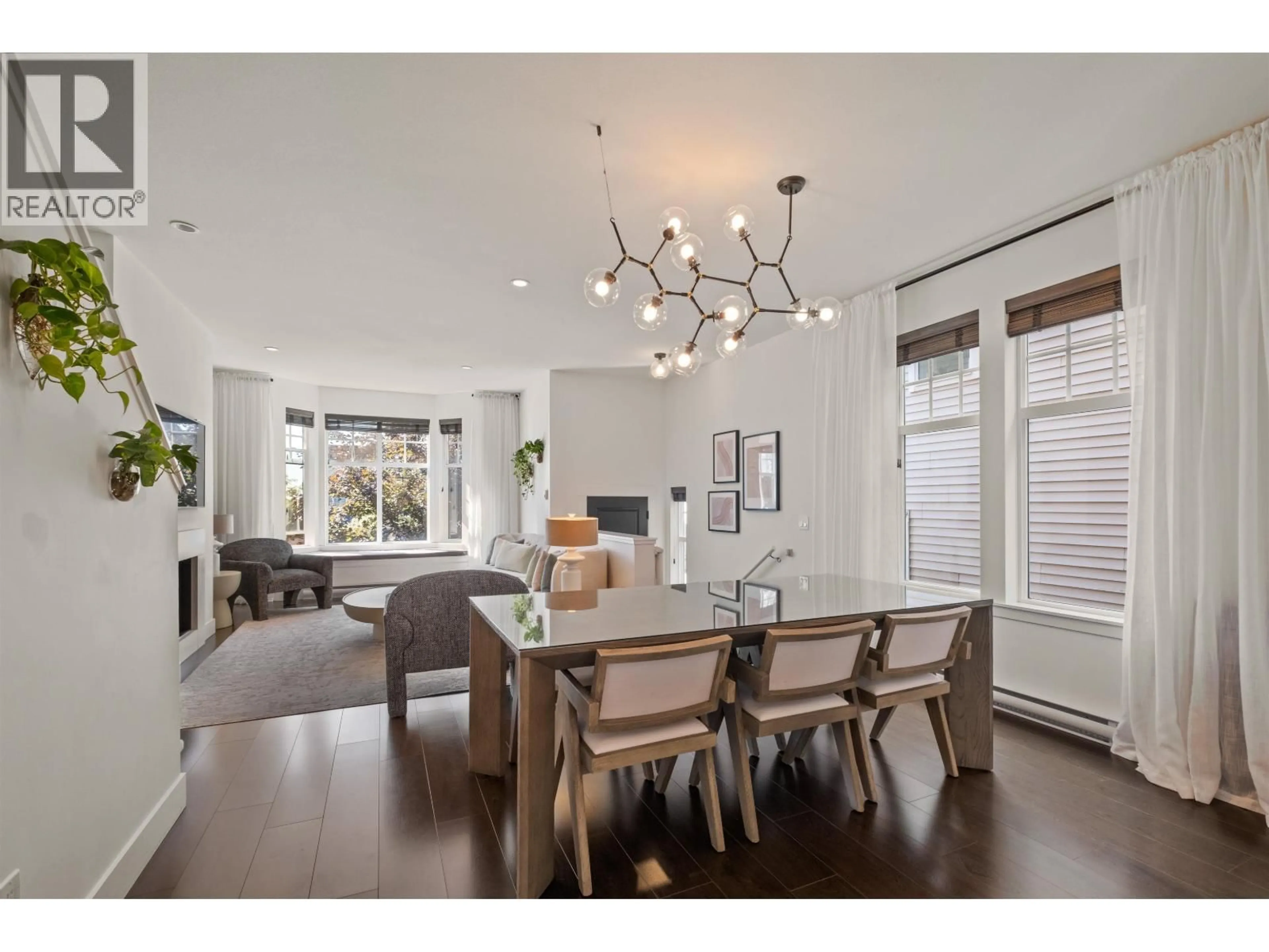 Dining room, unknown for 1 - 3439 ROXTON AVENUE, Coquitlam British Columbia V3B3H7