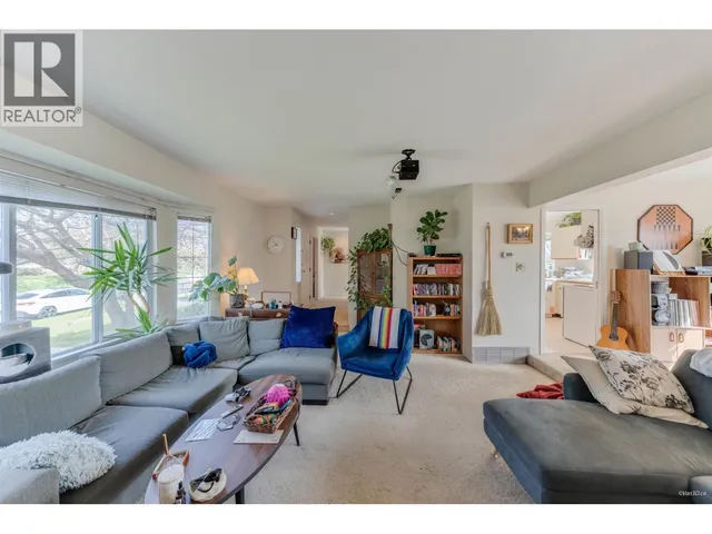 5592 ELIZABETH STREET, Vancouver 3