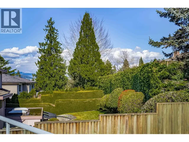 7516 LAMBETH DRIVE, Burnaby 2
