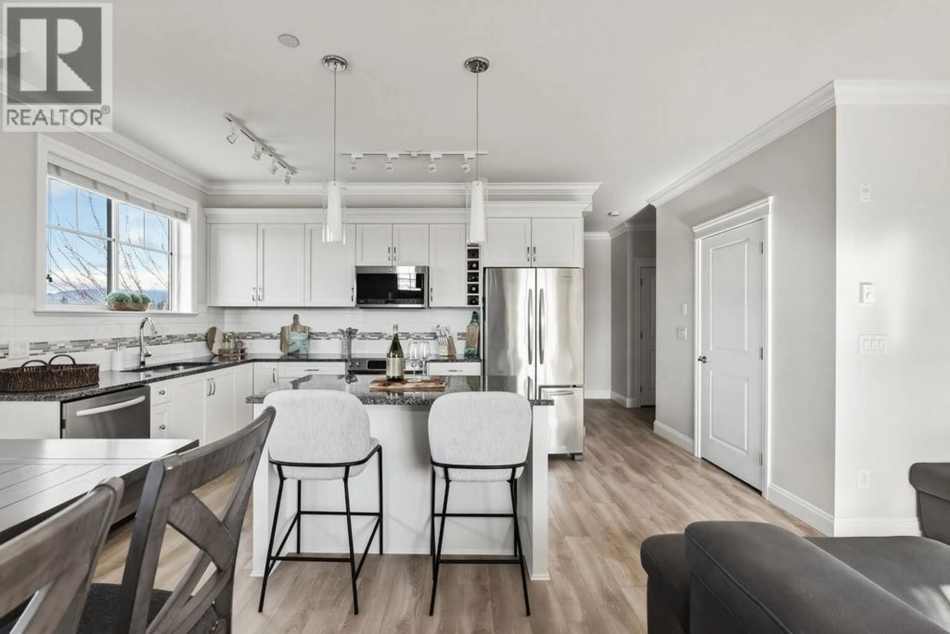 Open concept kitchen, unknown for 305 - 11862 226 STREET, Maple Ridge British Columbia V2X9C8