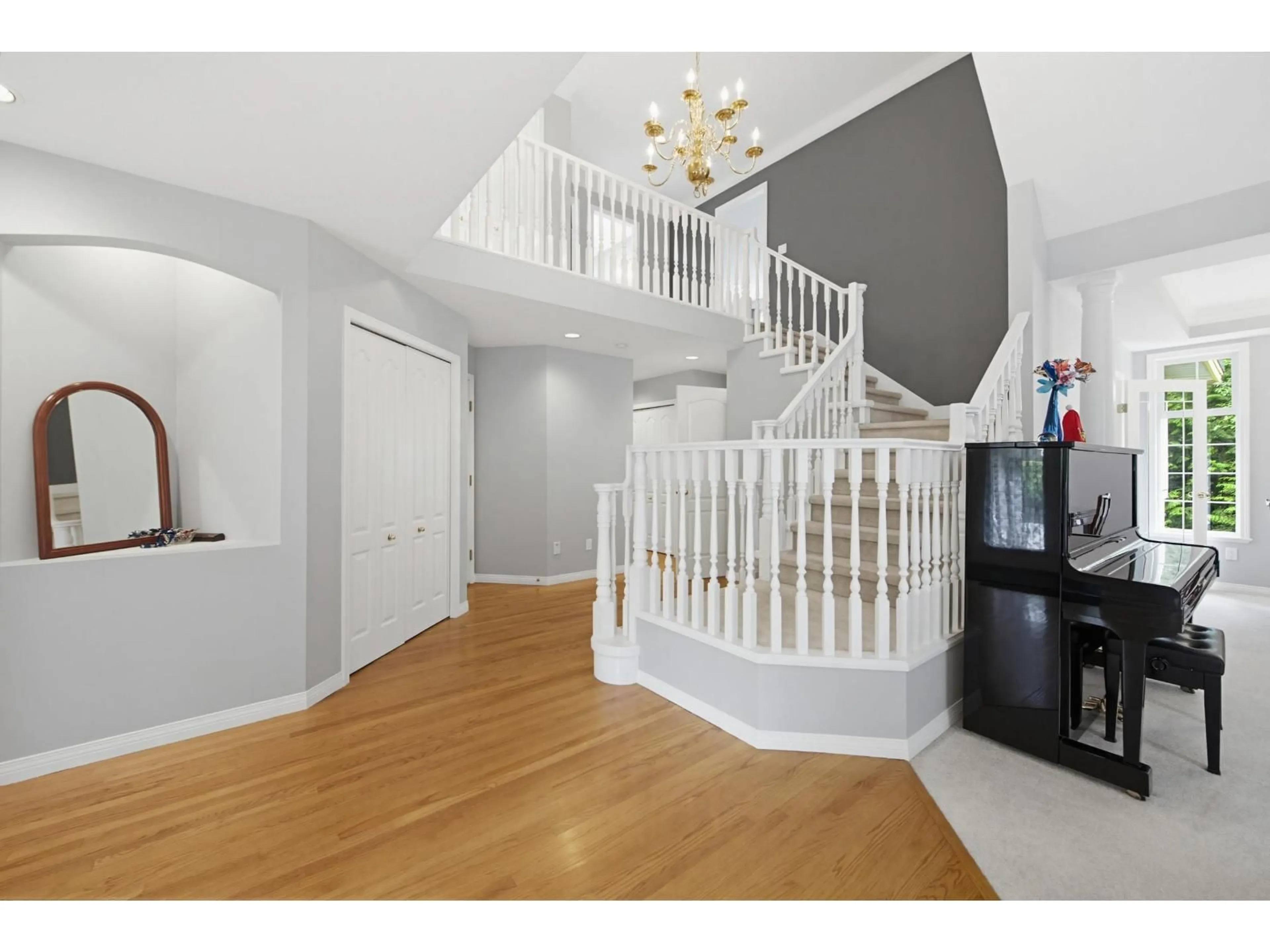 Unknown for 20566 89B AVENUE, Langley British Columbia V1M2P2