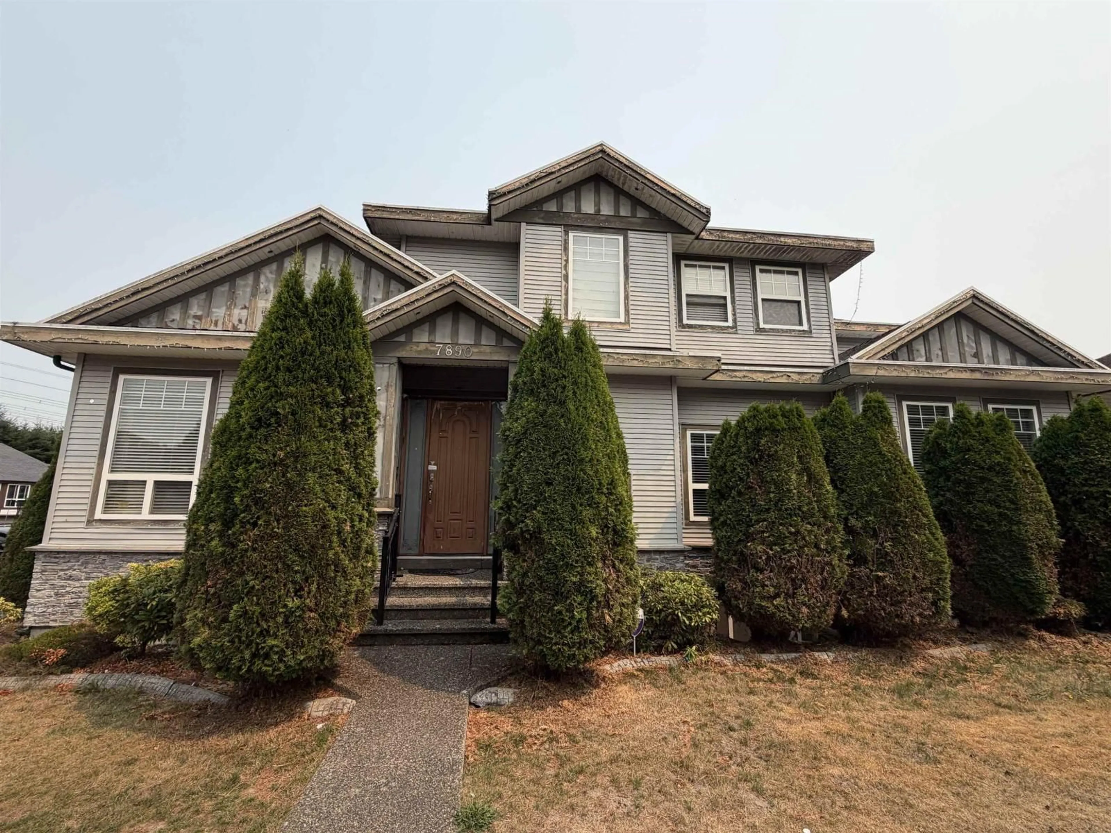 Home with vinyl exterior material, street for 7890 147A STREET, Surrey British Columbia V3S2T8