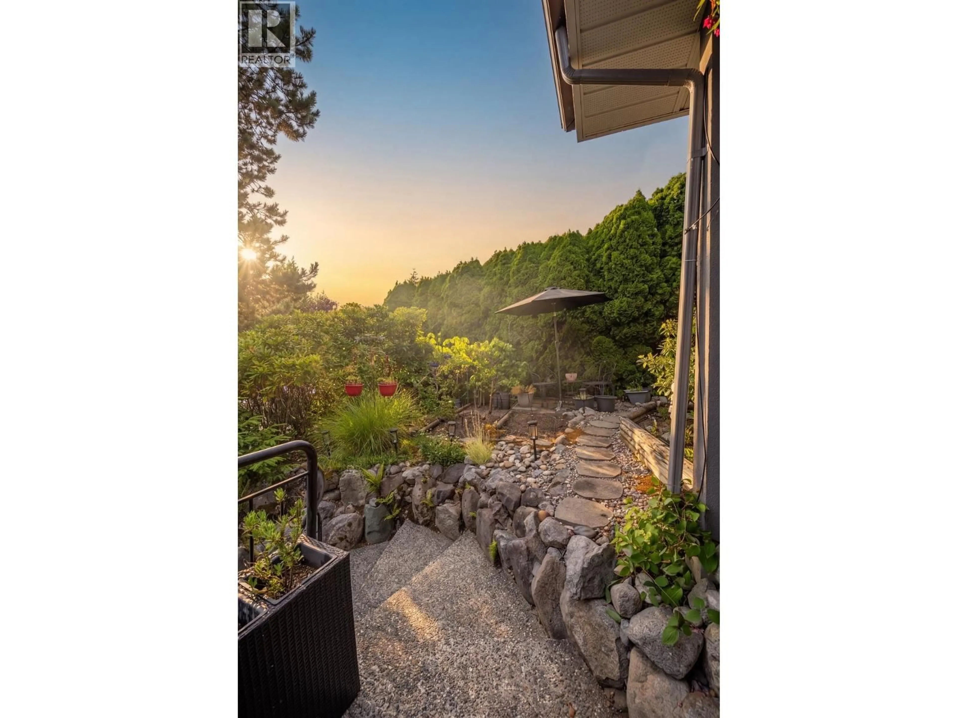 Patio, forest/trees view for 46 WILDWOOD DRIVE, Port Moody British Columbia V3H4M6