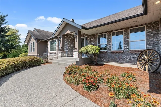 47083 BELL ROAD, Chilliwack 3