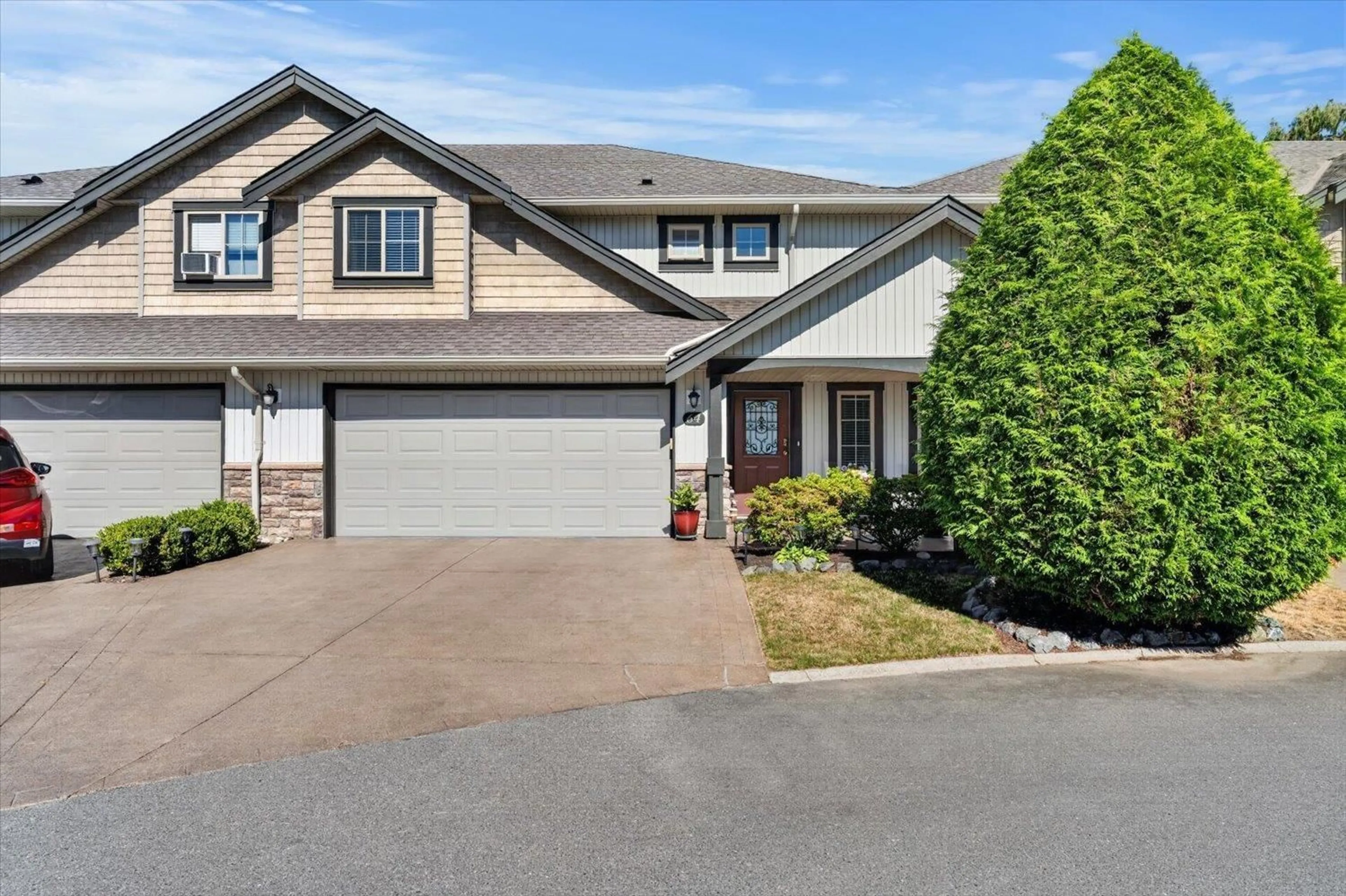 Home with vinyl exterior material, street for 64 - 6449 BLACKWOOD LANE, Chilliwack British Columbia V2R5X5