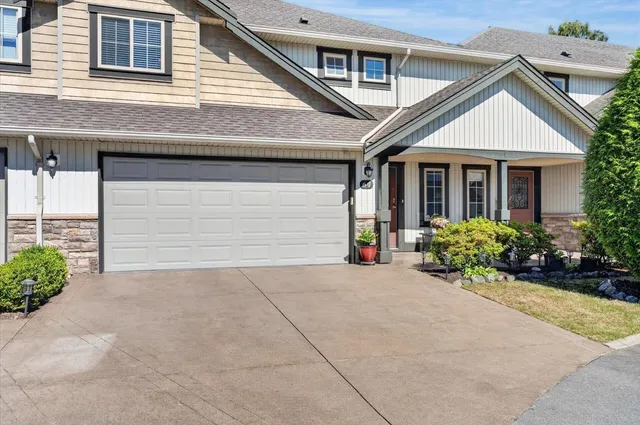 64 - 6449 BLACKWOOD LANE, Chilliwack 2