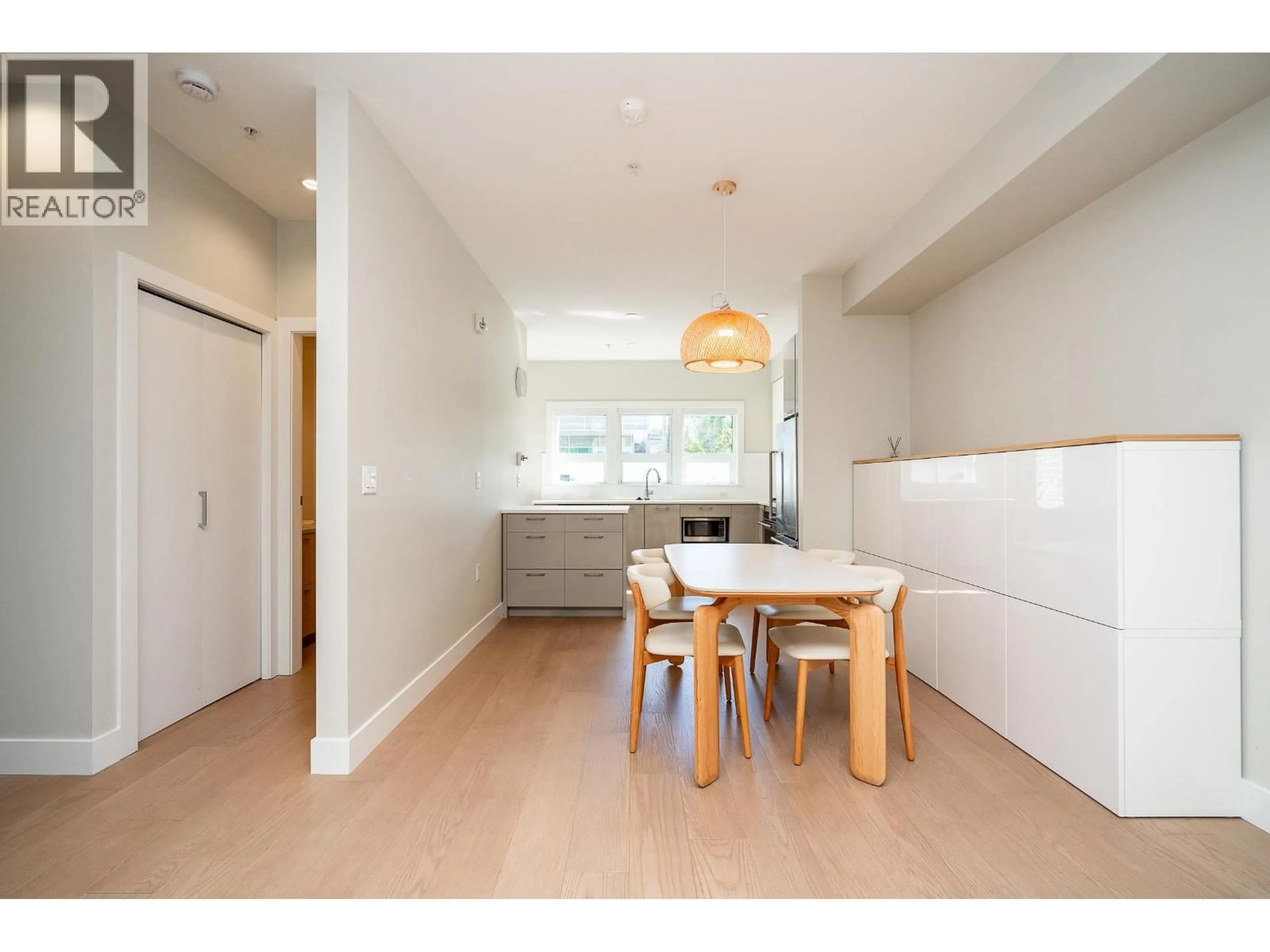 Unknown for 303 - 1768 55A STREET, Delta British Columbia V4M0A9