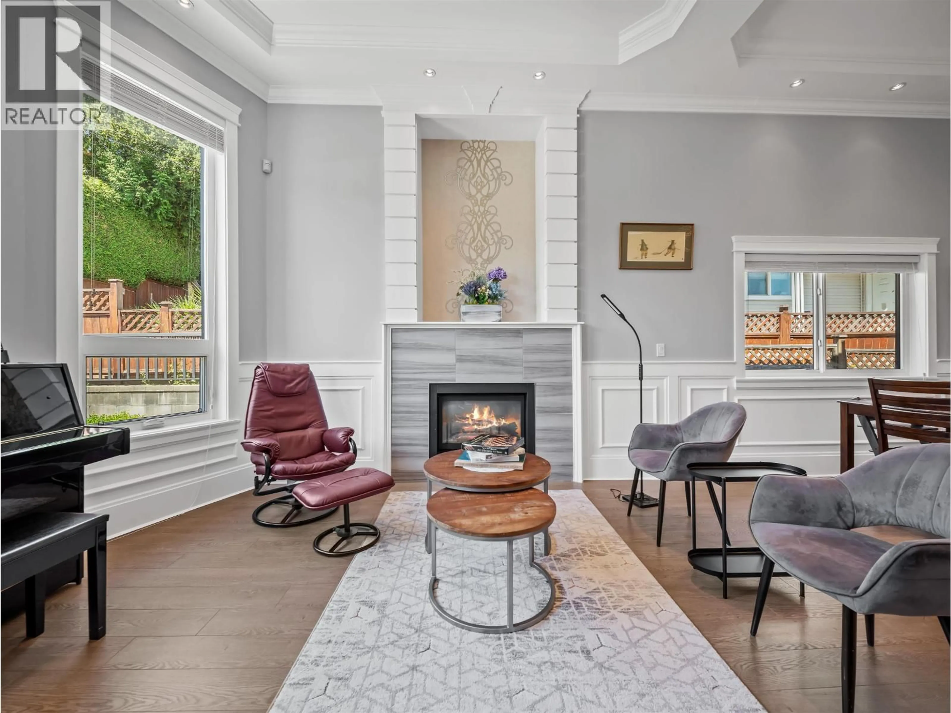 Living room with furniture, ceramic/tile floor for 7626 HEDLEY AVENUE, Burnaby British Columbia V5E2R3