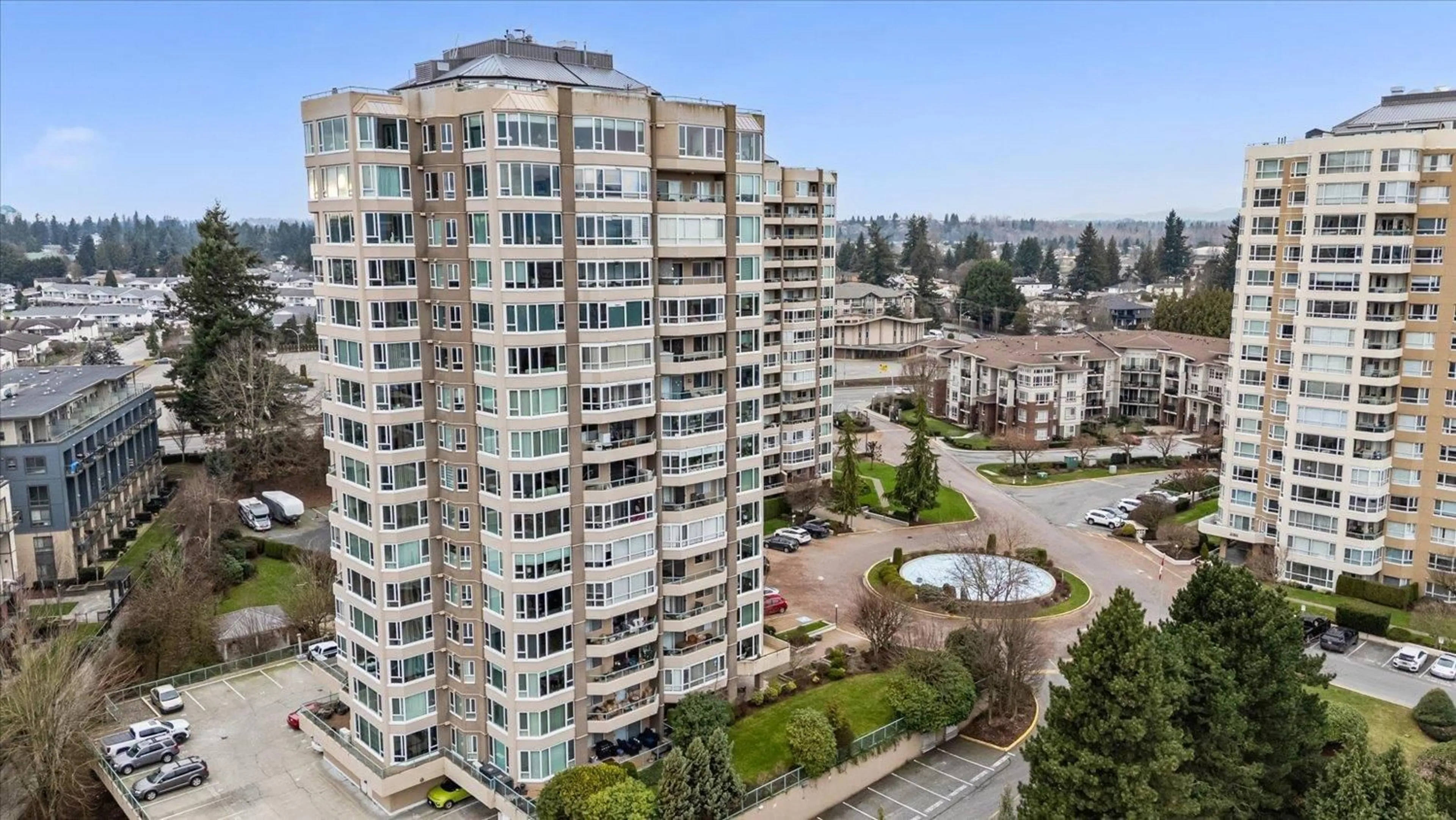 A pic from outside/outdoor area/front of a property/back of a property/a pic from drone, city buildings view from balcony for 701 - 3170 GLADWIN ROAD, Abbotsford British Columbia V2T5T5