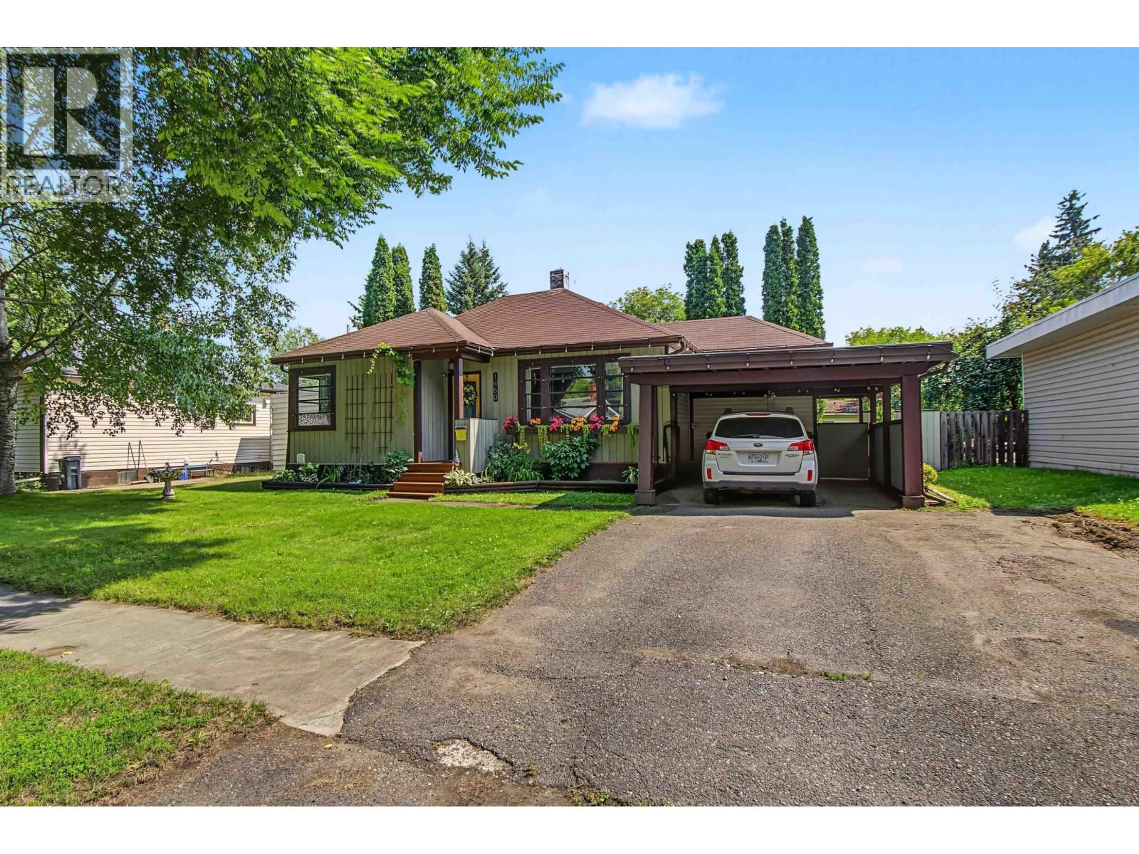 A pic from outside/outdoor area/front of a property/back of a property/a pic from drone, street for 1450 FIR STREET, Prince George British Columbia V2L1E3