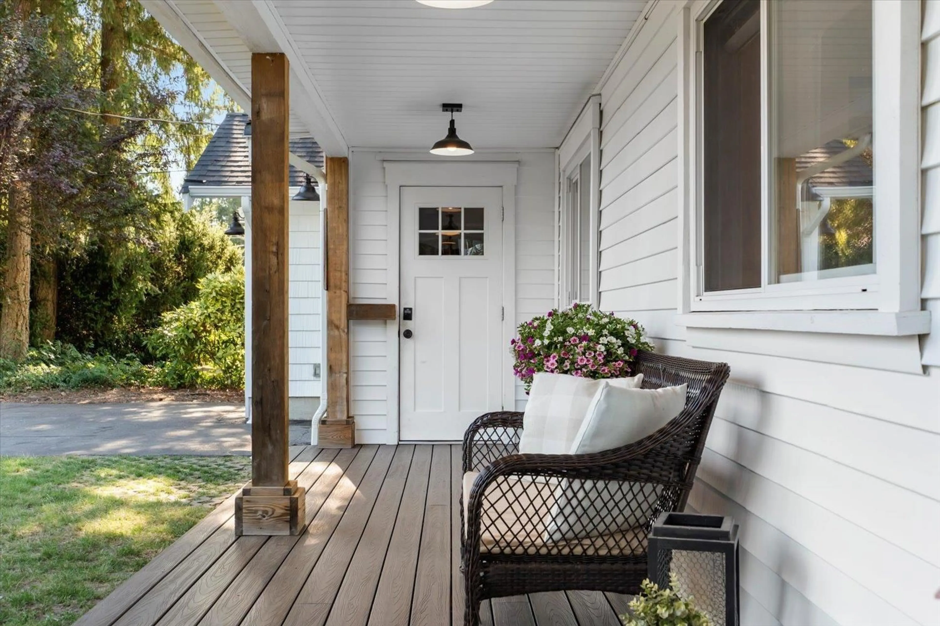 Unknown for 20291 36B AVENUE, Langley British Columbia V3A2S3