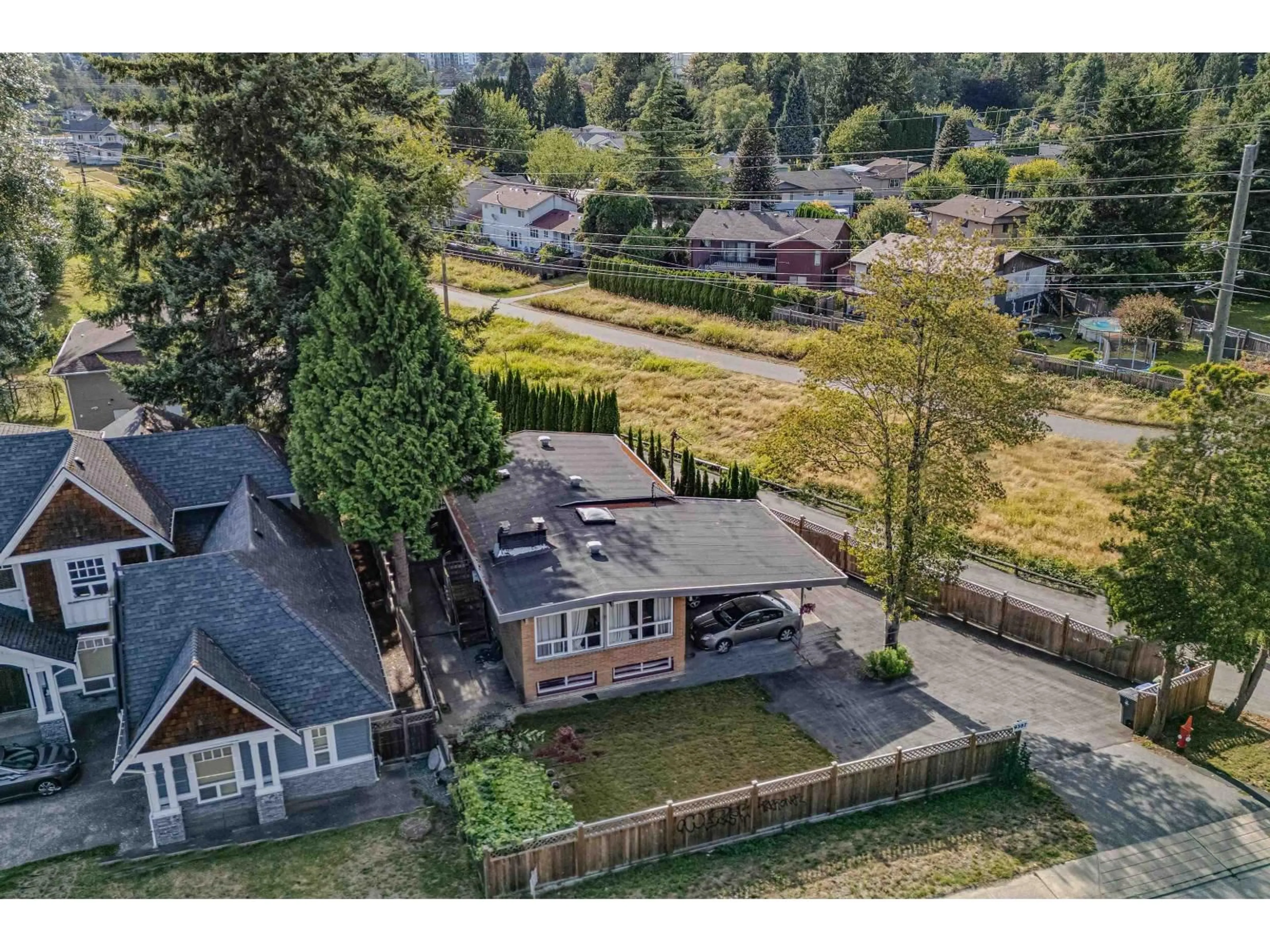 A pic from outside/outdoor area/front of a property/back of a property/a pic from drone, unknown for 9387 140 STREET, Surrey British Columbia V3V5Z3