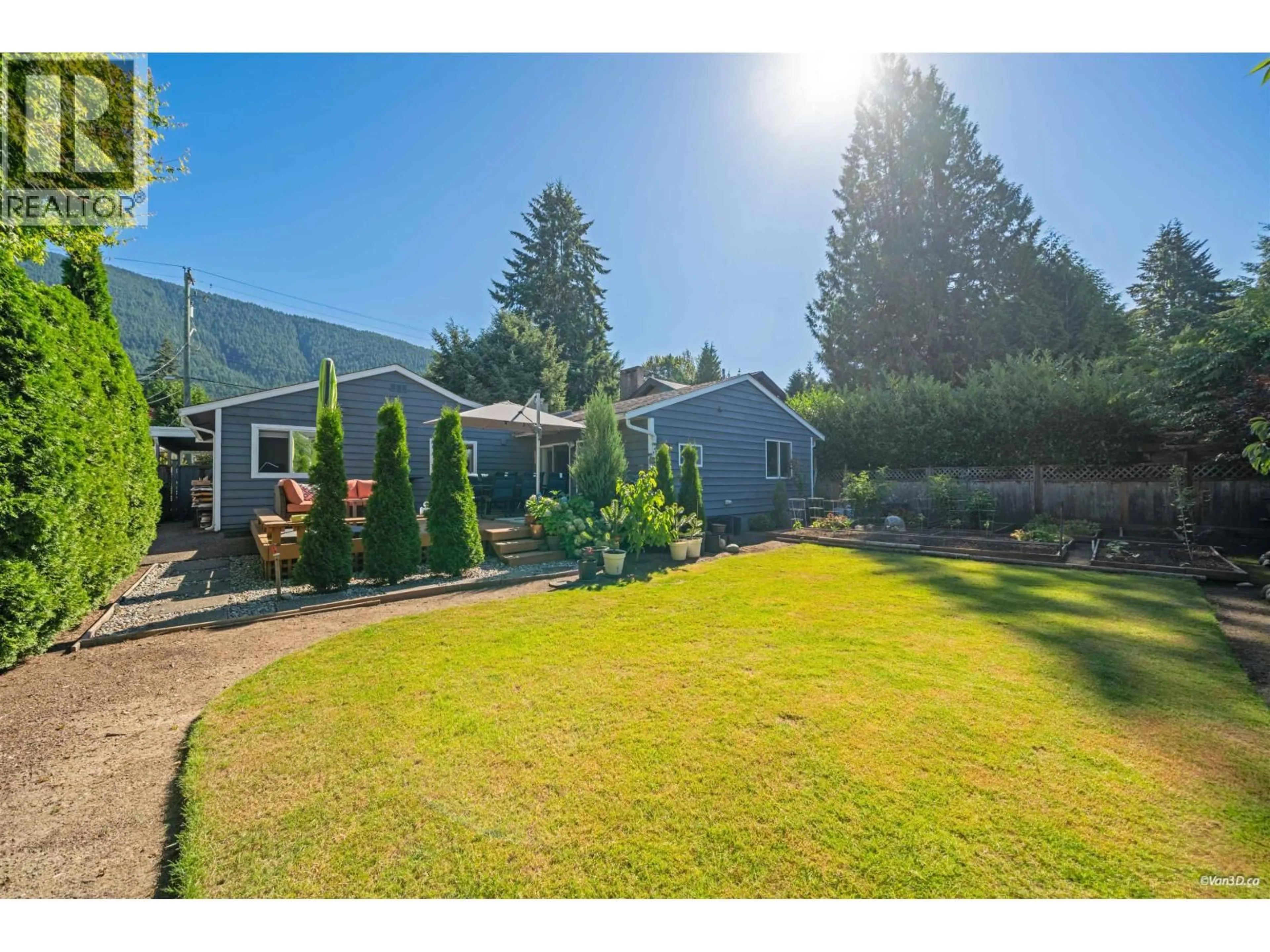 A pic from outside/outdoor area/front of a property/back of a property/a pic from drone, mountain view for 1043 BELVEDERE DRIVE, North Vancouver British Columbia V7R2C6