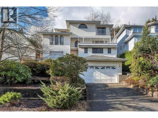 2225 KAPTEY AVENUE, Coquitlam