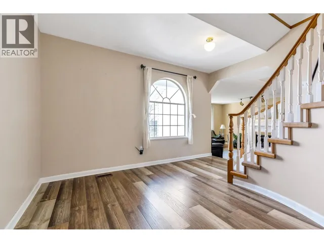 2225 KAPTEY AVENUE, Coquitlam 3