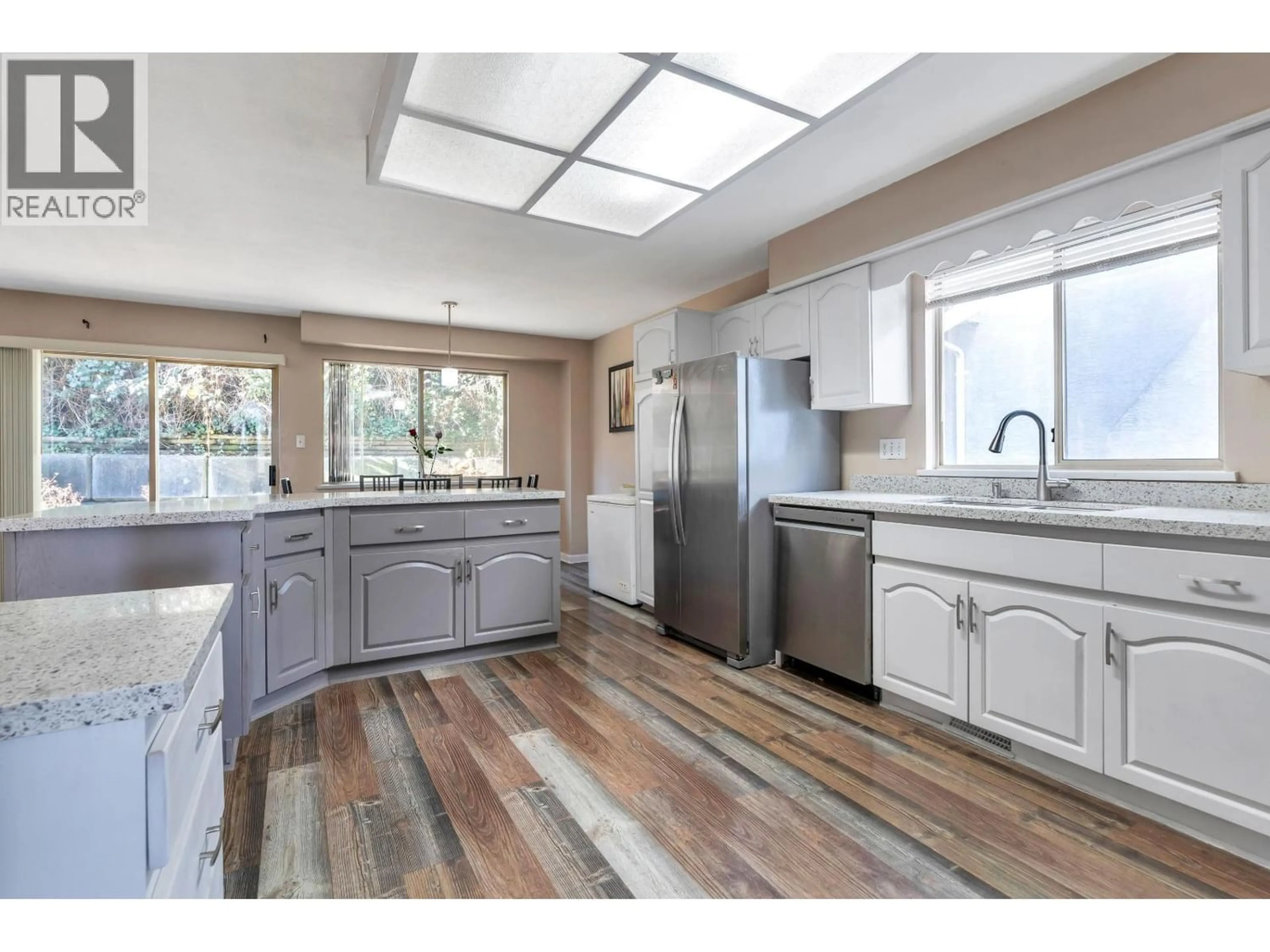 Unknown for 2225 KAPTEY AVENUE, Coquitlam British Columbia V3K6C7