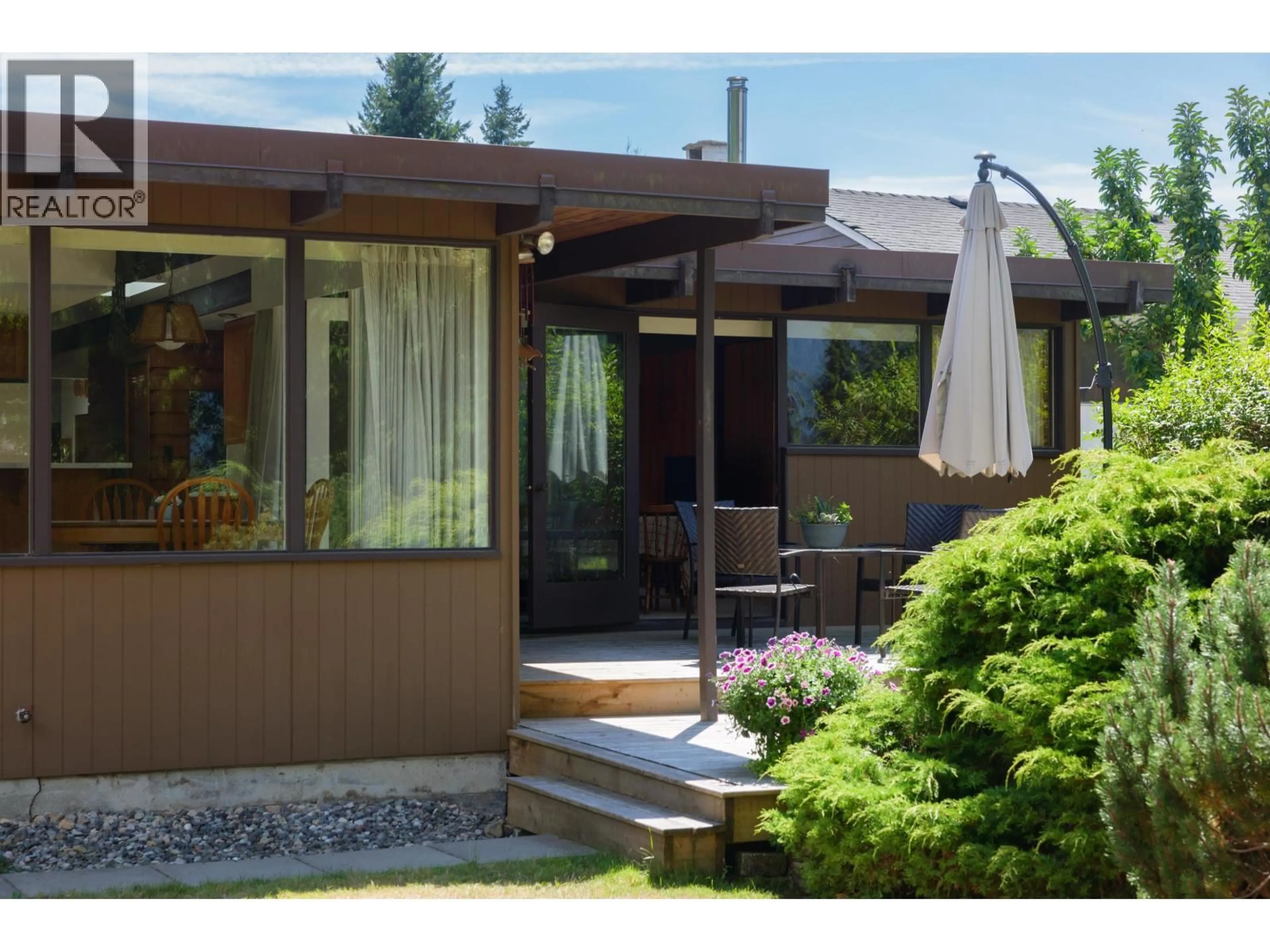Unknown for 4568 MARINEVIEW CRESCENT, North Vancouver British Columbia V7R3P2