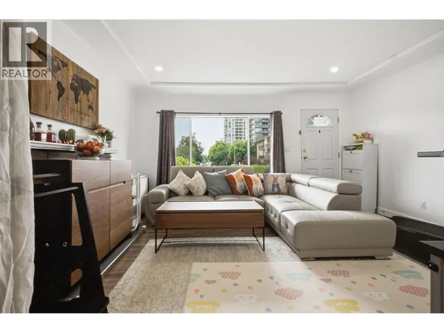7209 ELWELL STREET, Burnaby 3