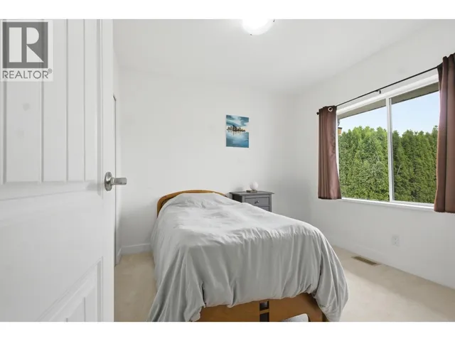 7209 ELWELL STREET, Burnaby 4