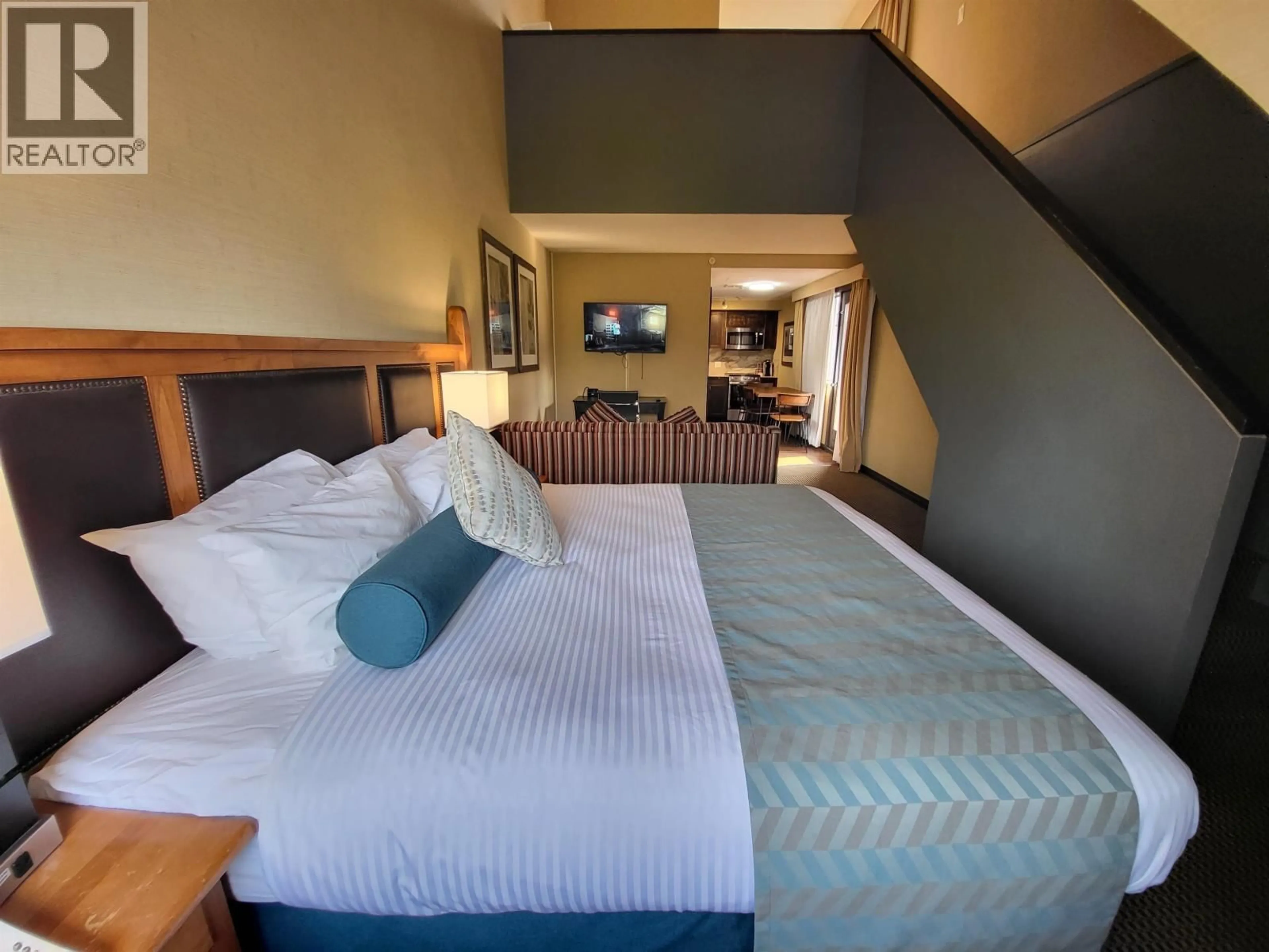A pic of a room for 220 - 4220 GATEWAY DRIVE, Whistler British Columbia V8E0Z7