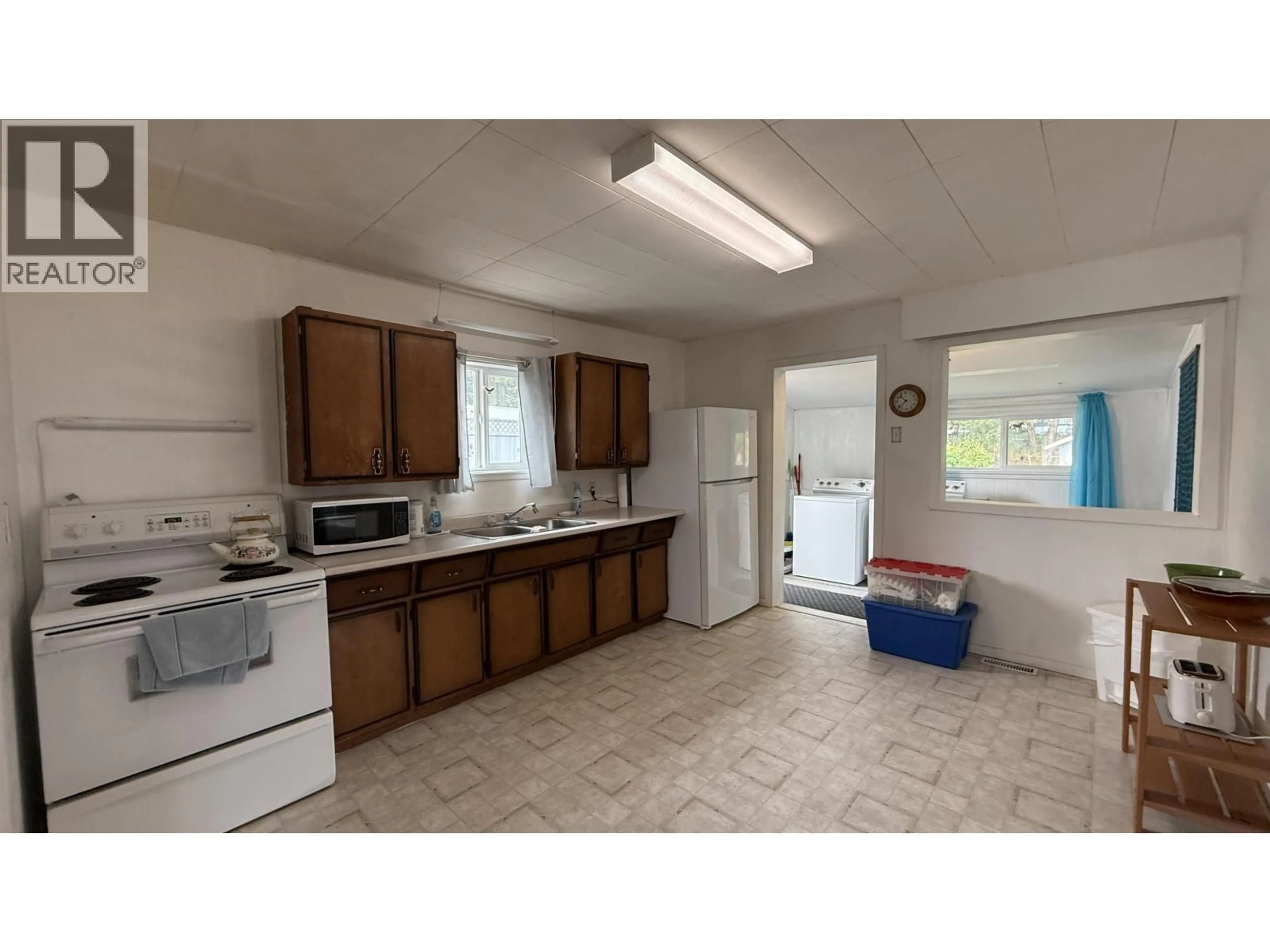 Unknown for 848 SCOTT ROAD, 100 Mile House British Columbia V0K2E0