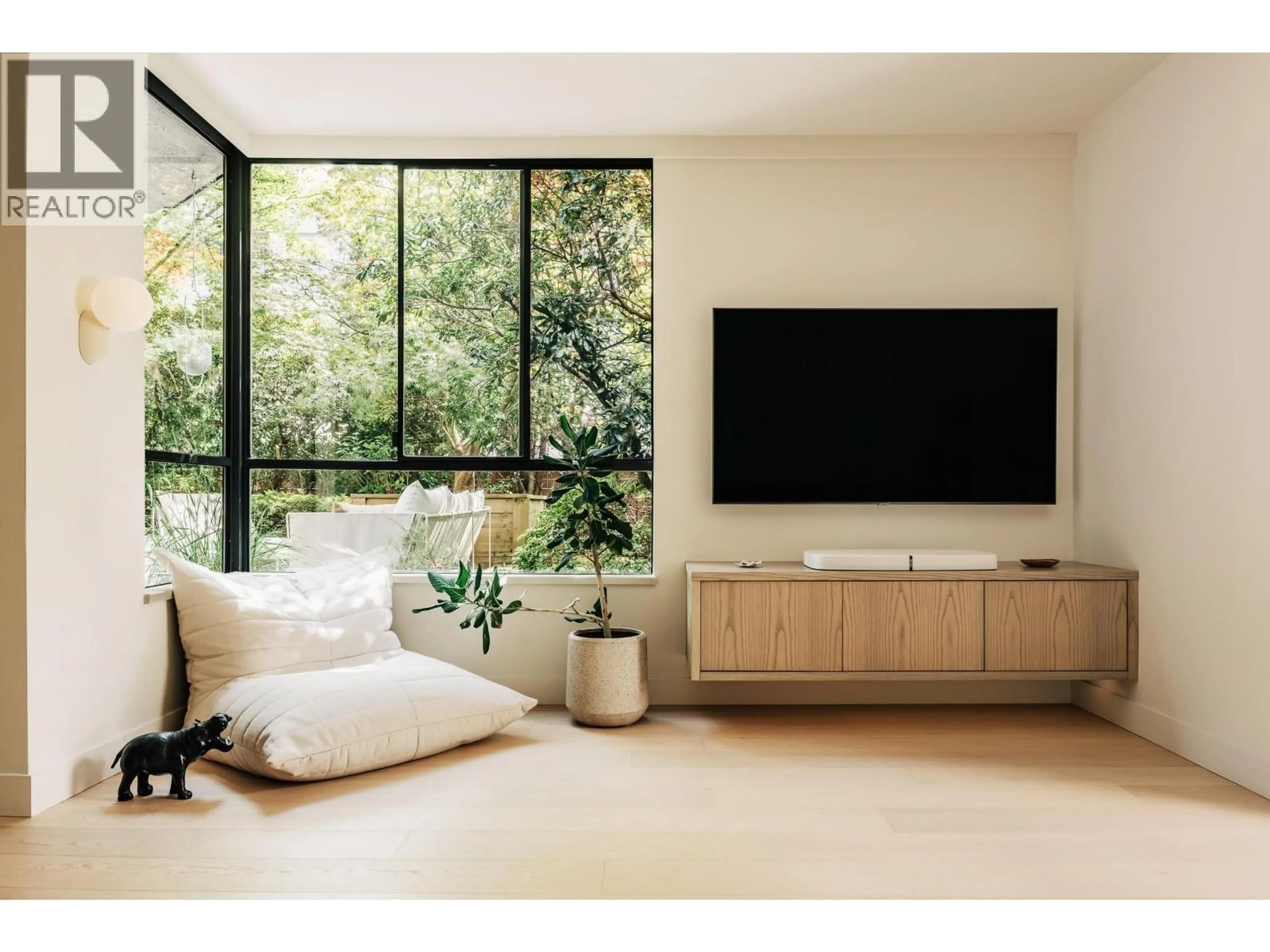 Home theater for 102 - 2140 BRIAR AVENUE, Vancouver British Columbia V6L3E3