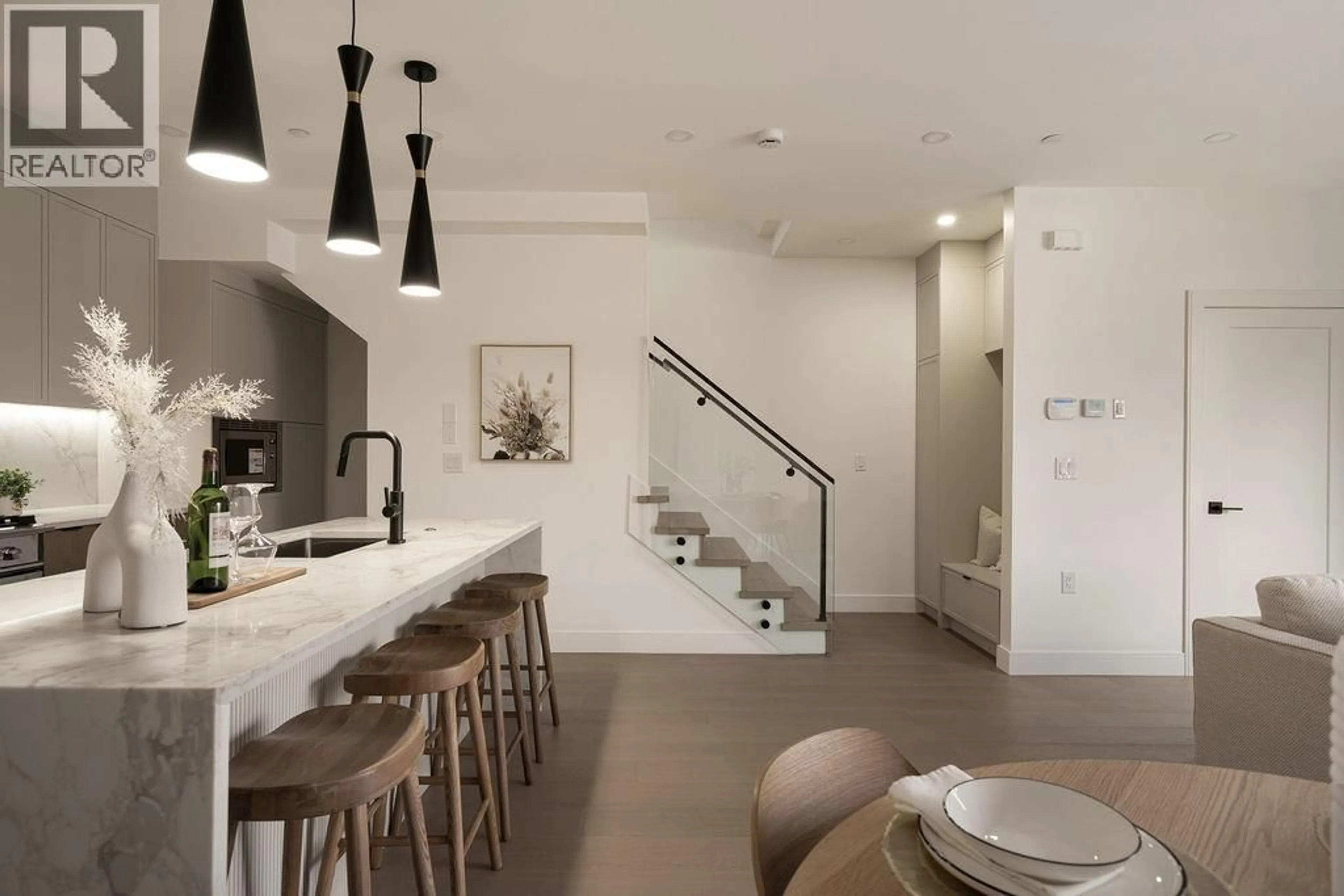 Contemporary kitchen, unknown for 1 - 2282 8TH AVENUE, Vancouver British Columbia V5N1V5