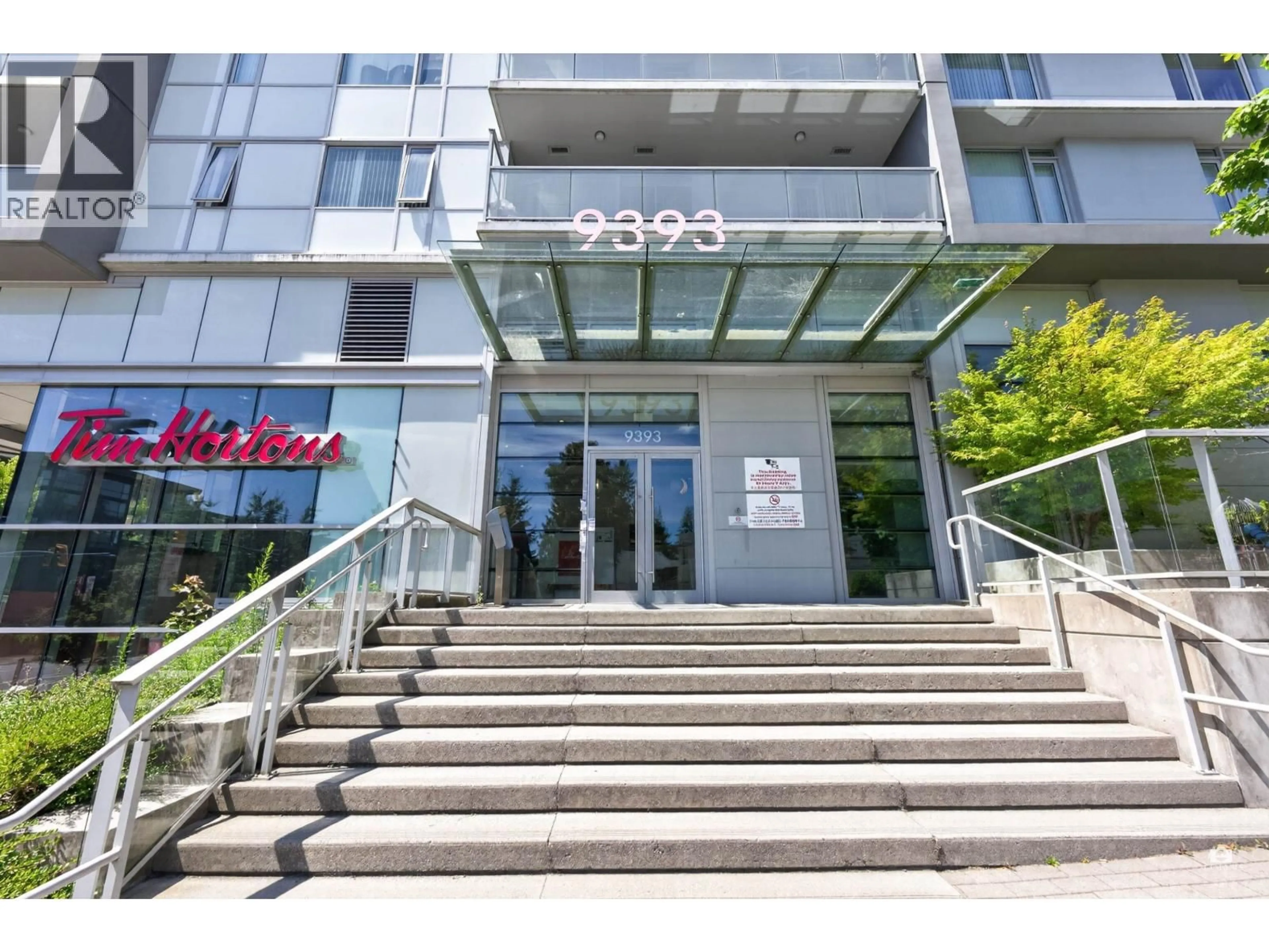 Indoor foyer for 1206 - 9393 TOWER ROAD, Burnaby British Columbia V5A0E2