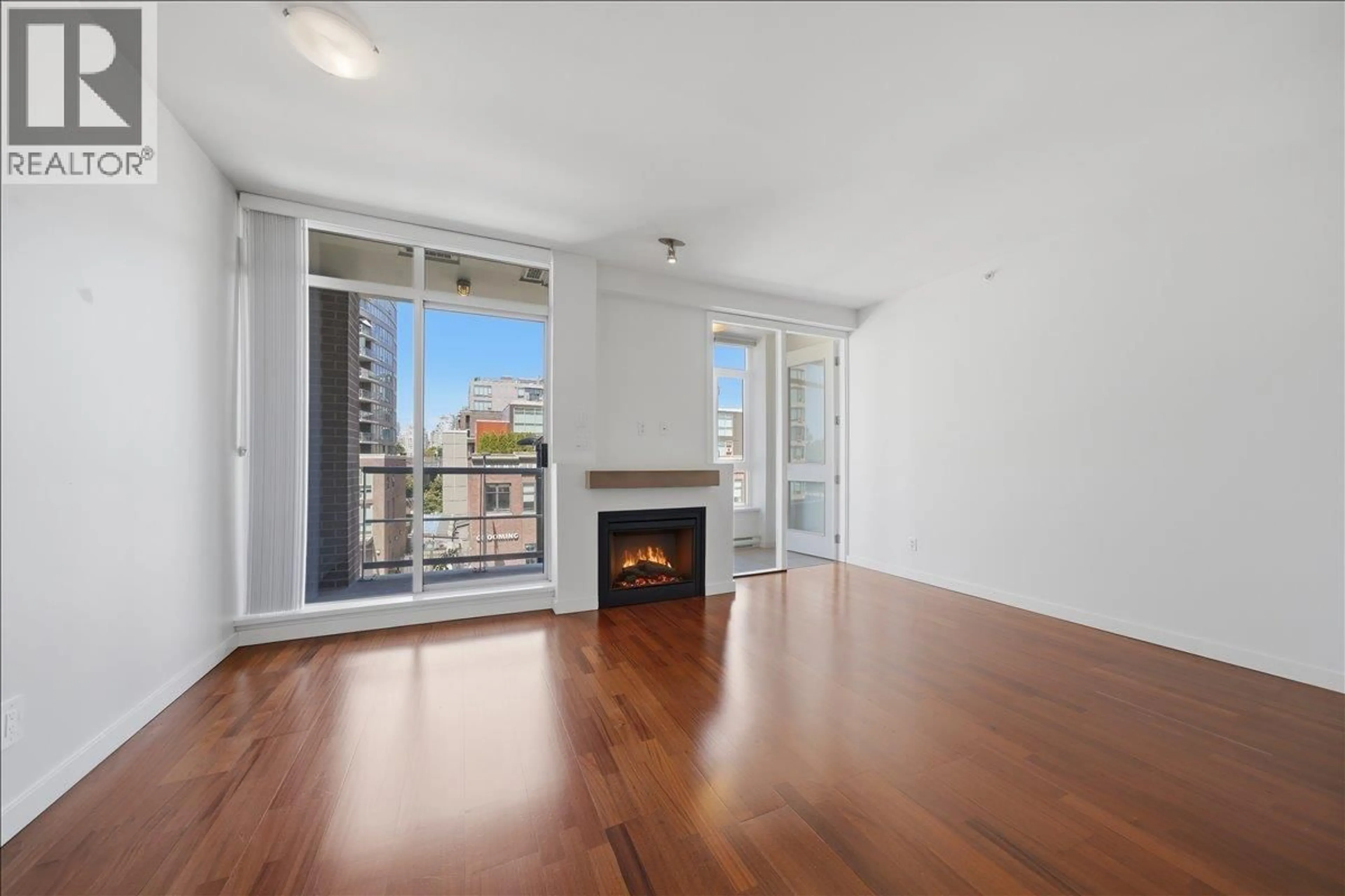 A pic of a room for 306 - 2055 YUKON STREET, Vancouver British Columbia V5Y4B7