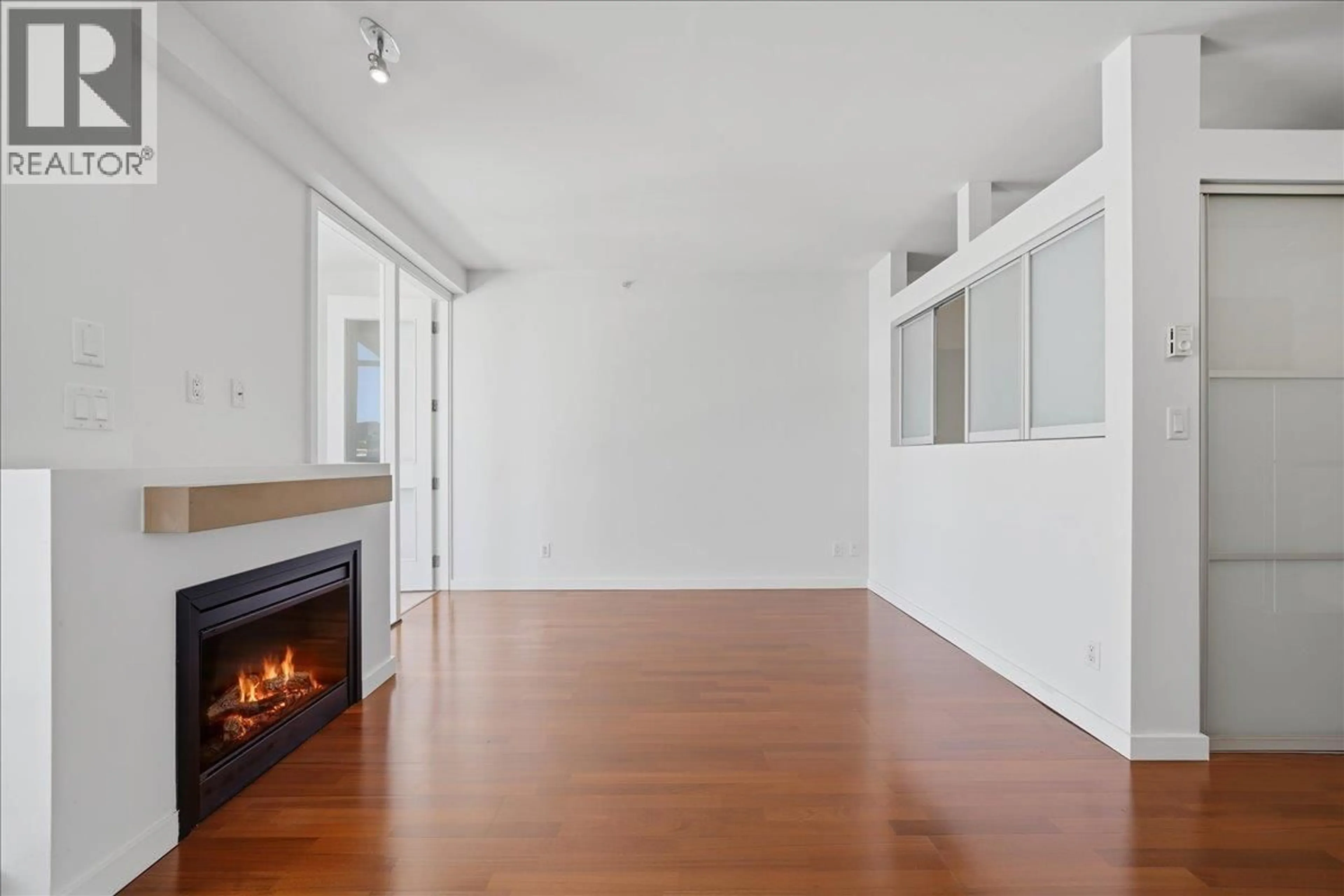 Unknown for 306 - 2055 YUKON STREET, Vancouver British Columbia V5Y4B7