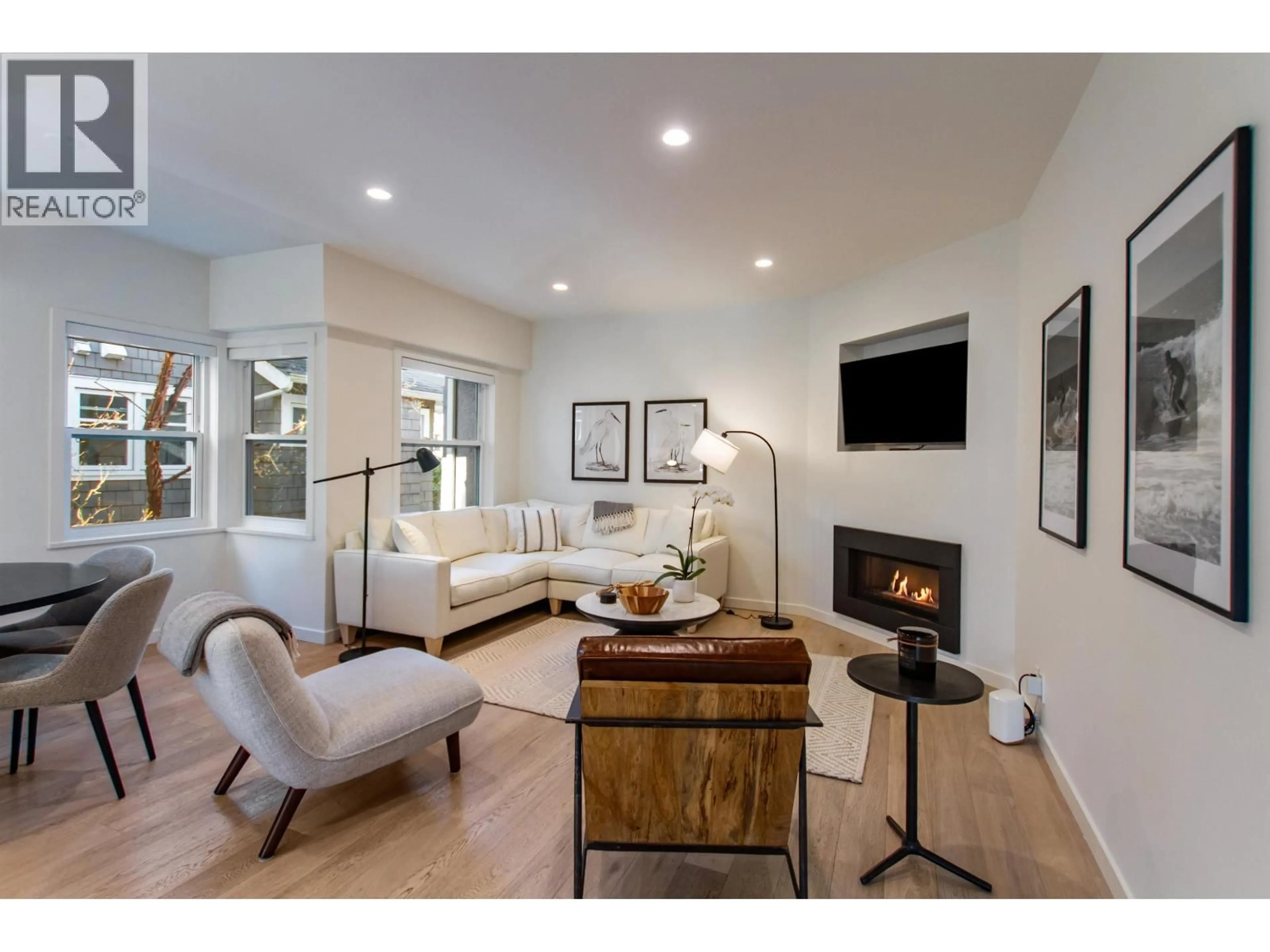 Living room with furniture, unknown for 1829 13TH AVENUE, Vancouver British Columbia V6J2H4