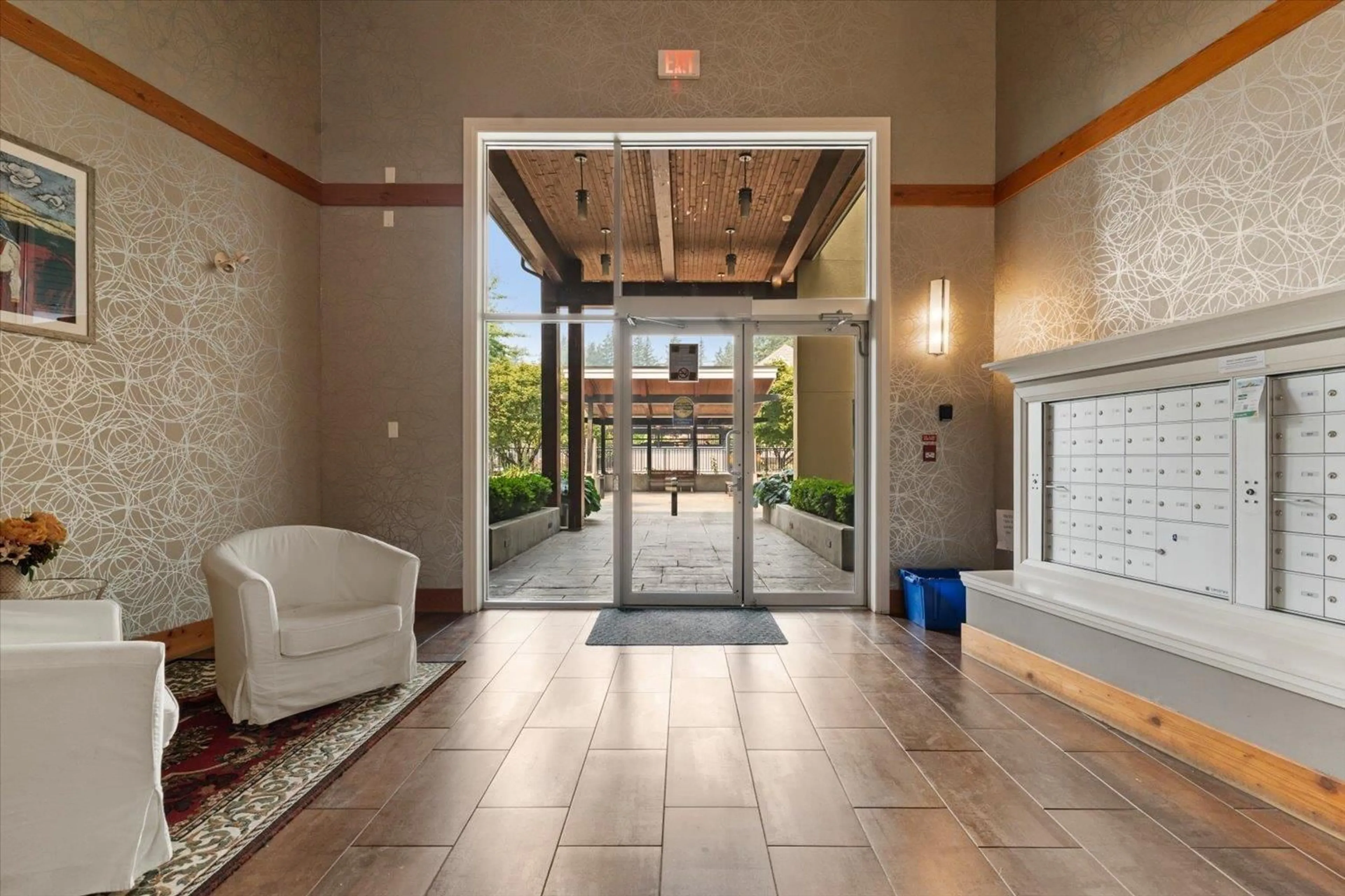 Indoor foyer for 311 - 45389 CHEHALIS DRIVE, Chilliwack British Columbia V2R0T9