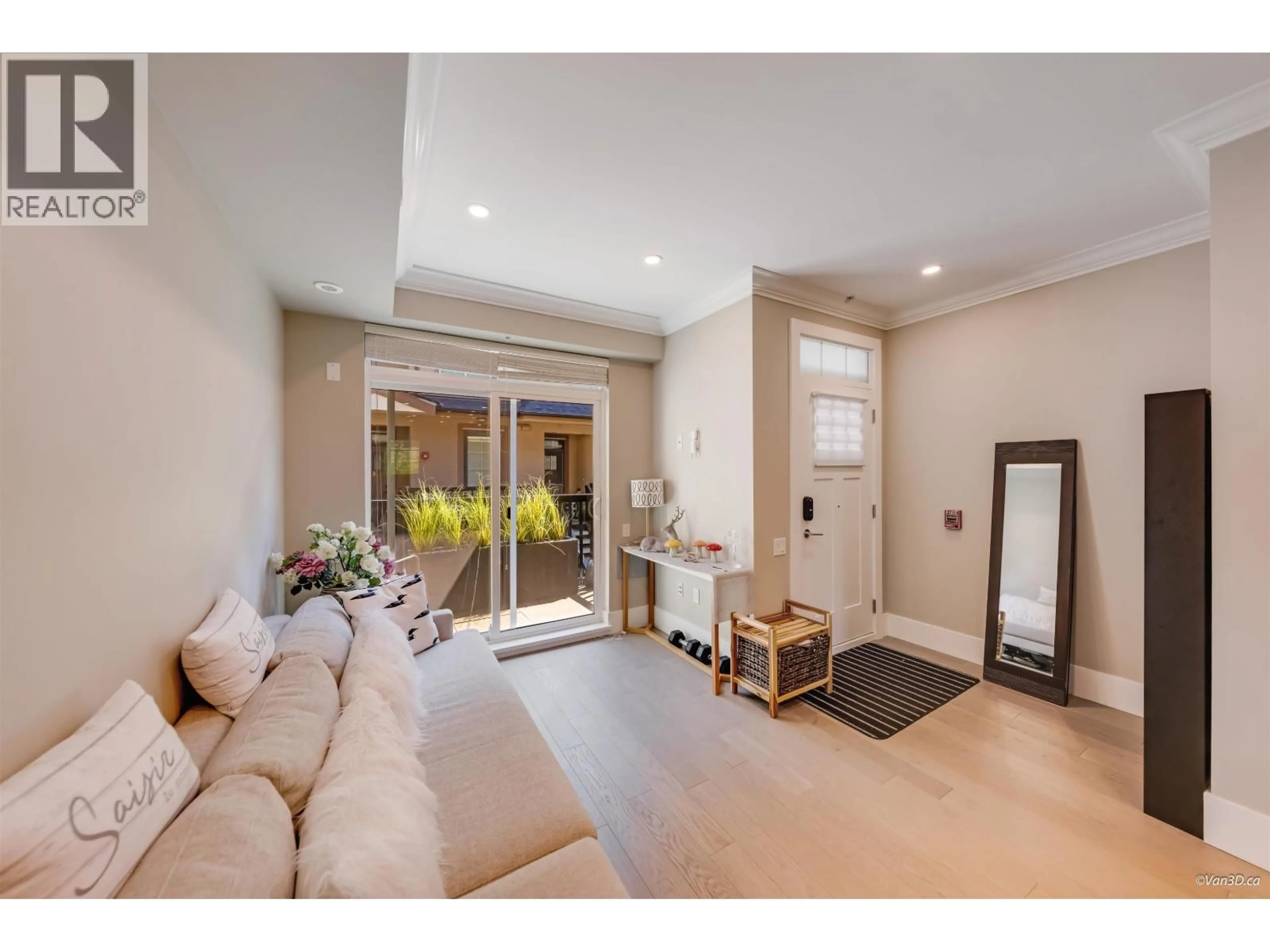 Unknown for 7519 YUKON STREET, Vancouver British Columbia V5X2Y4