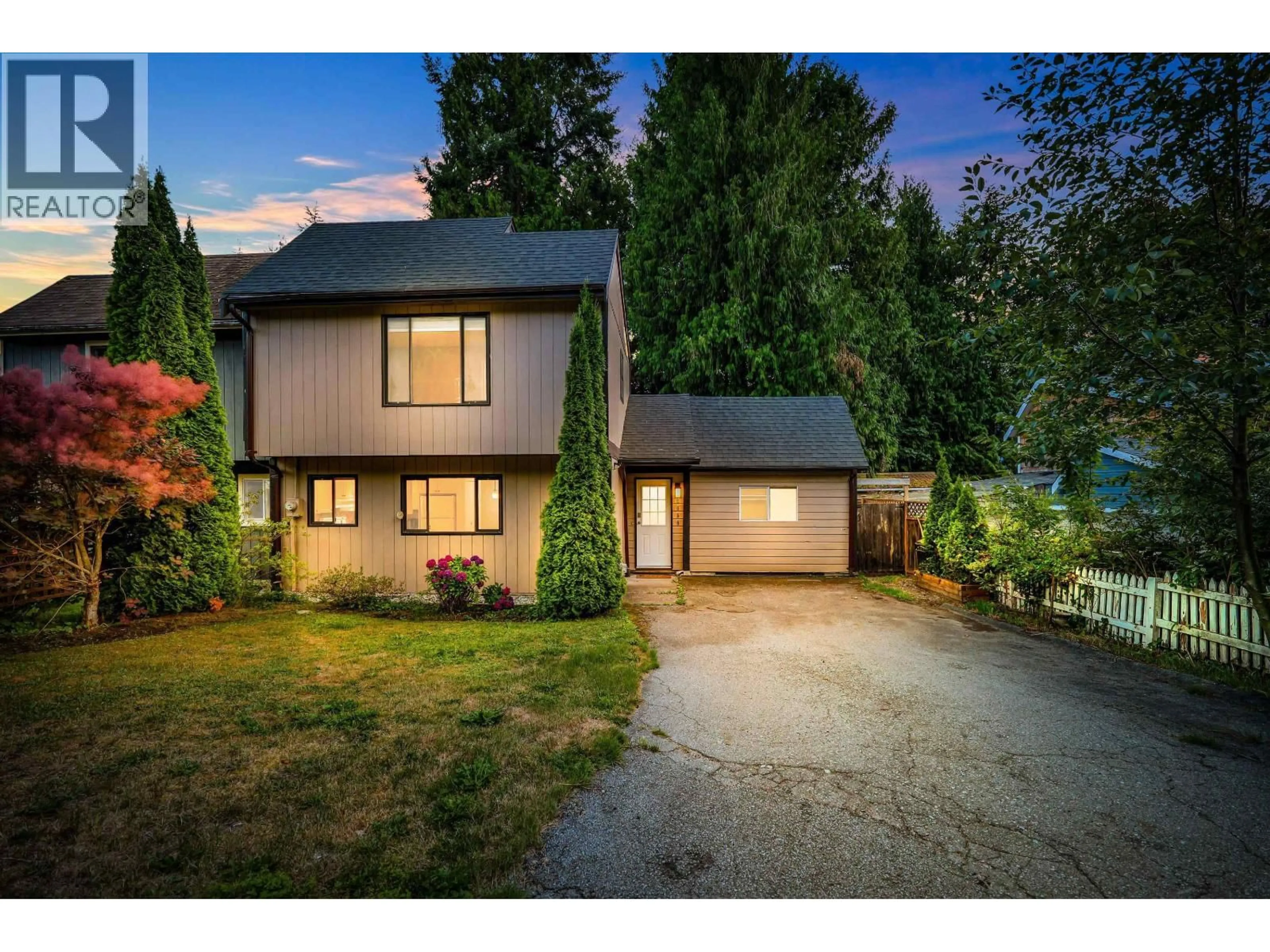 A pic from outside/outdoor area/front of a property/back of a property/a pic from drone, street for 2655 RHUM & EIGG DRIVE, Squamish British Columbia V0N1T0