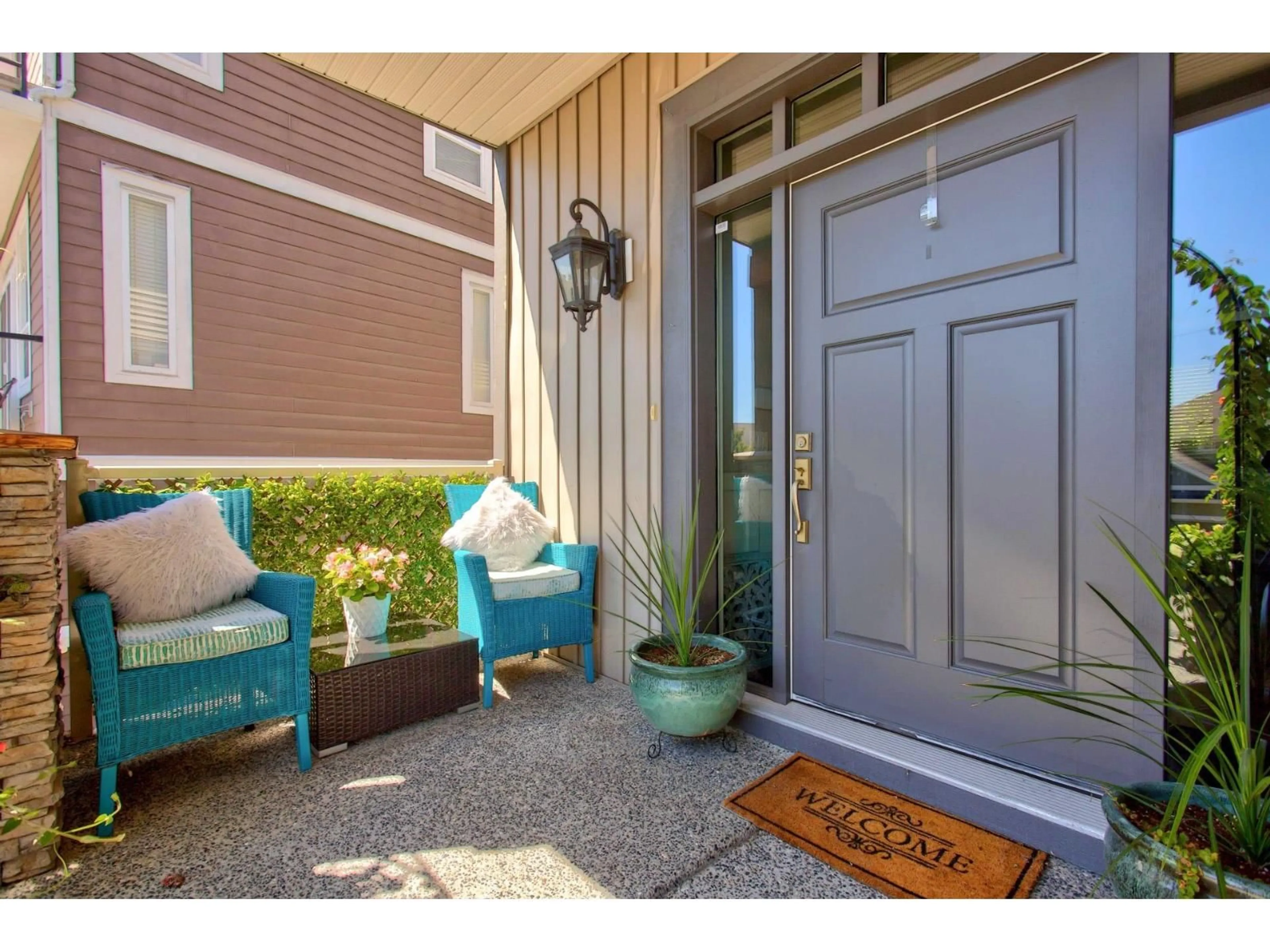 Indoor entryway for 36497 CARNARVON COURT, Abbotsford British Columbia V3G3G4