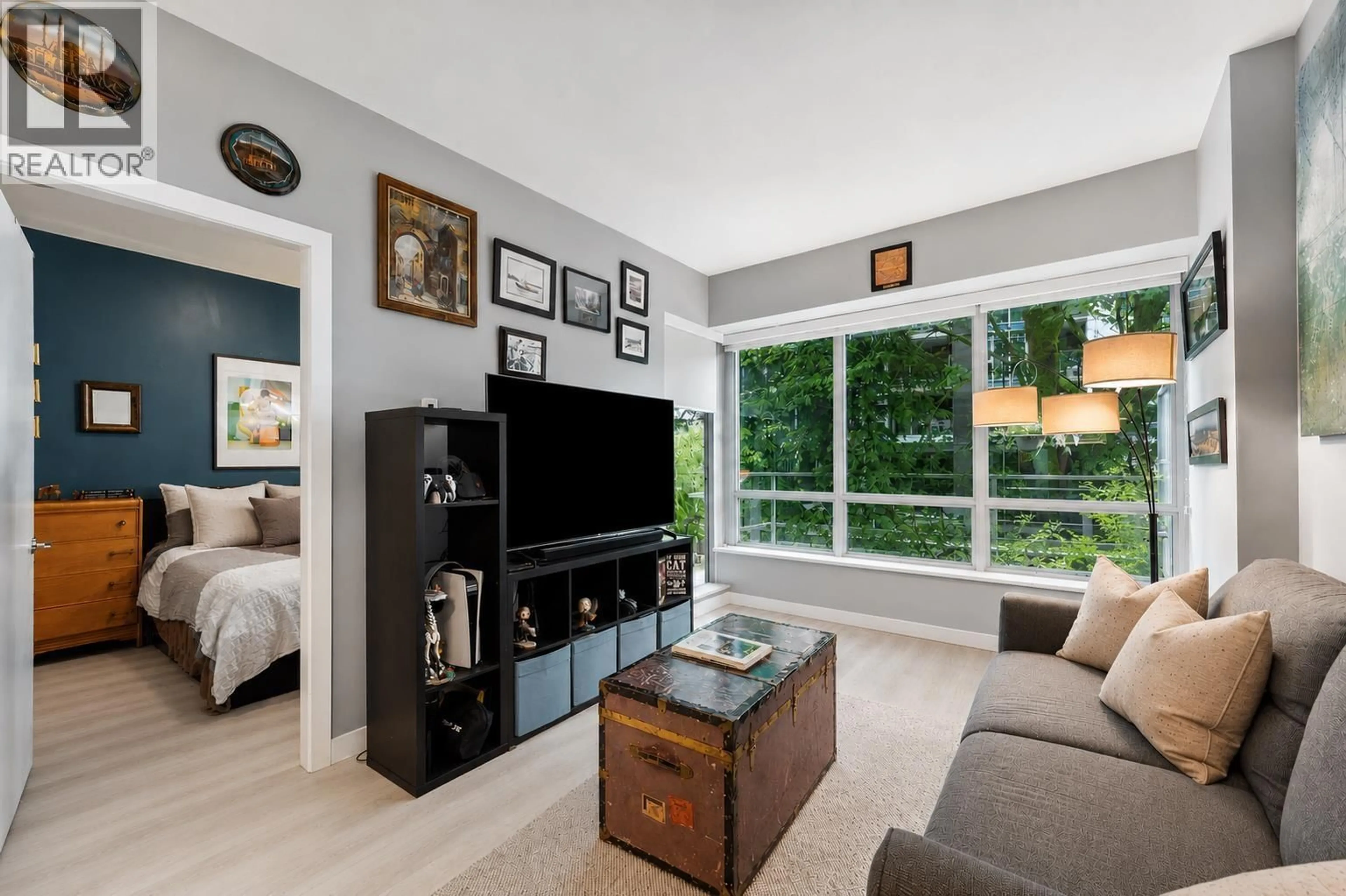 Unknown for 002 - 9060 UNIVERSITY CRESCENT, Burnaby British Columbia V5A0E1