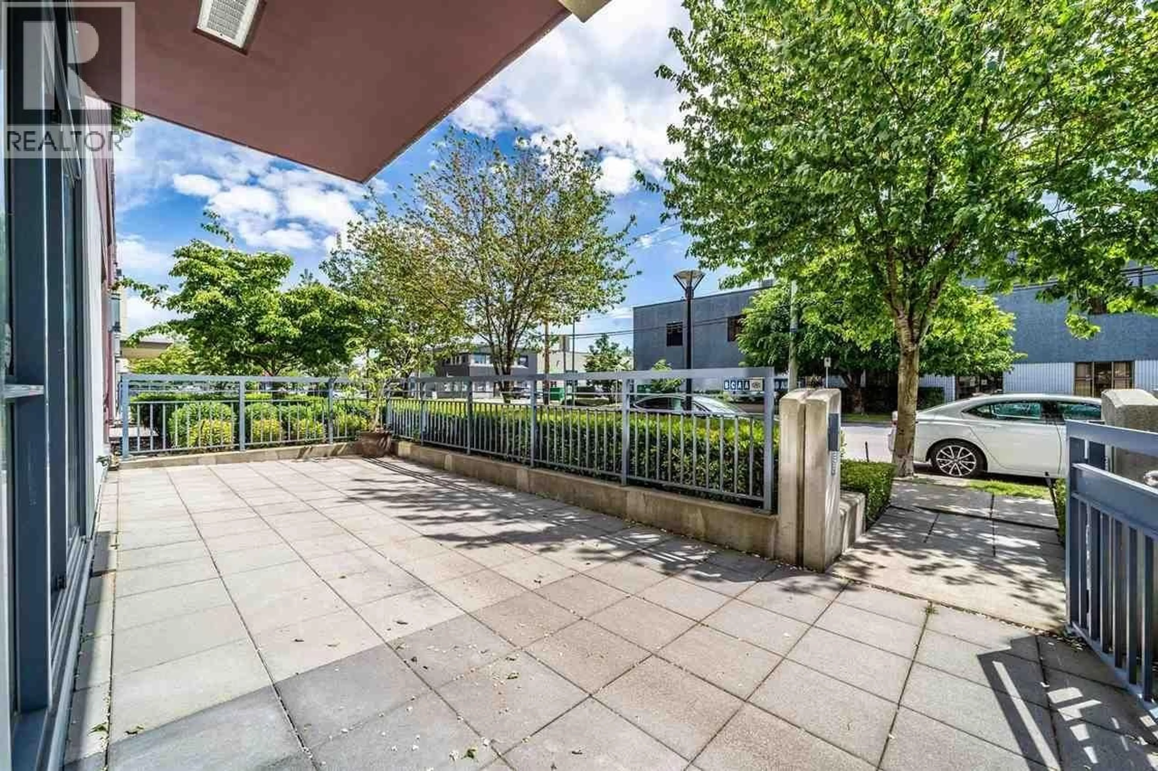 Patio, street for 107 - 5601 GORING STREET, Burnaby British Columbia V5B0A3
