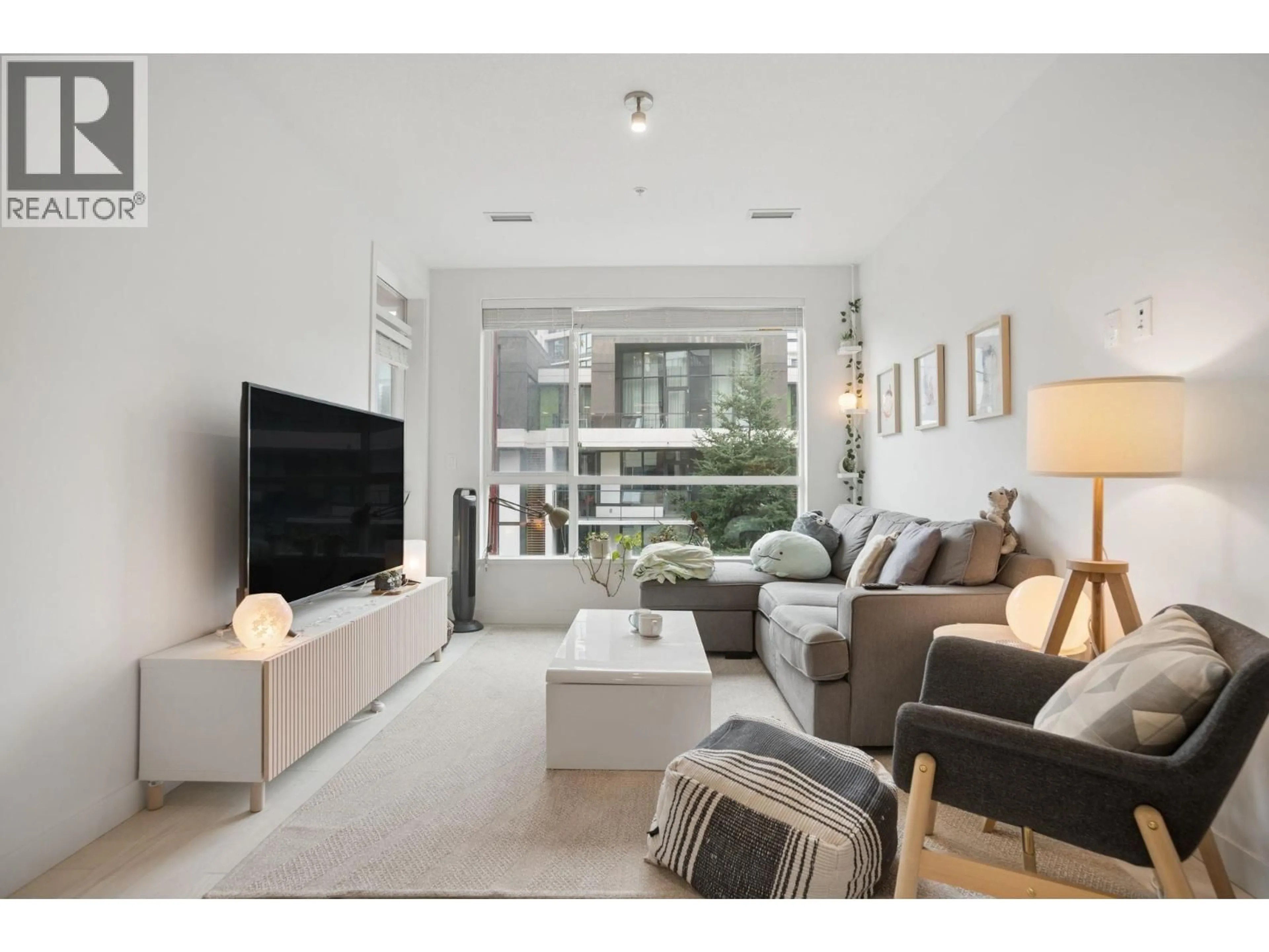 Living room with furniture, unknown for 418 - 3581 ROSS DRIVE, Vancouver British Columbia V6S0K5