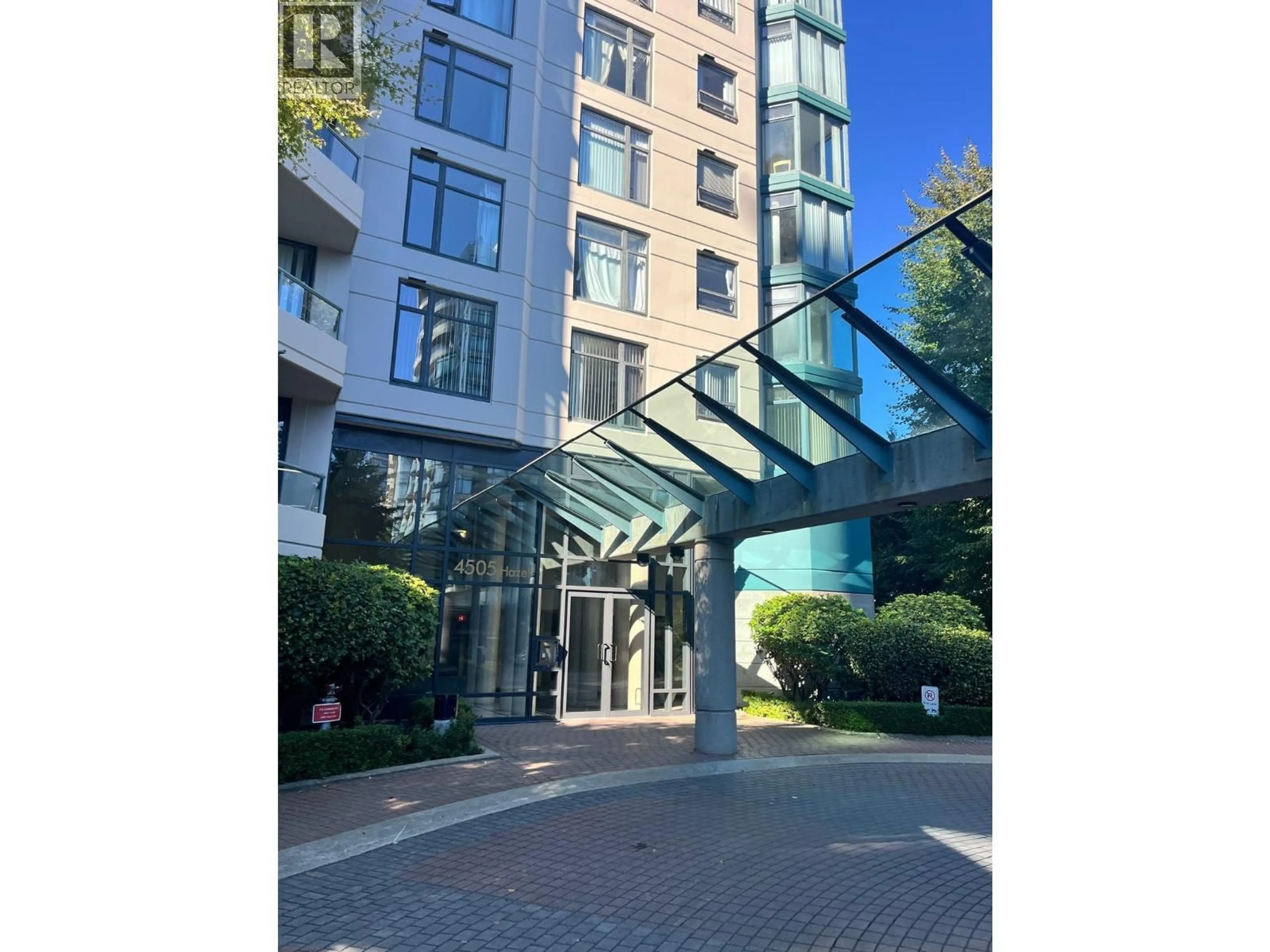 Indoor foyer for 1305 - 4505 HAZEL STREET, Burnaby British Columbia V5H4T1
