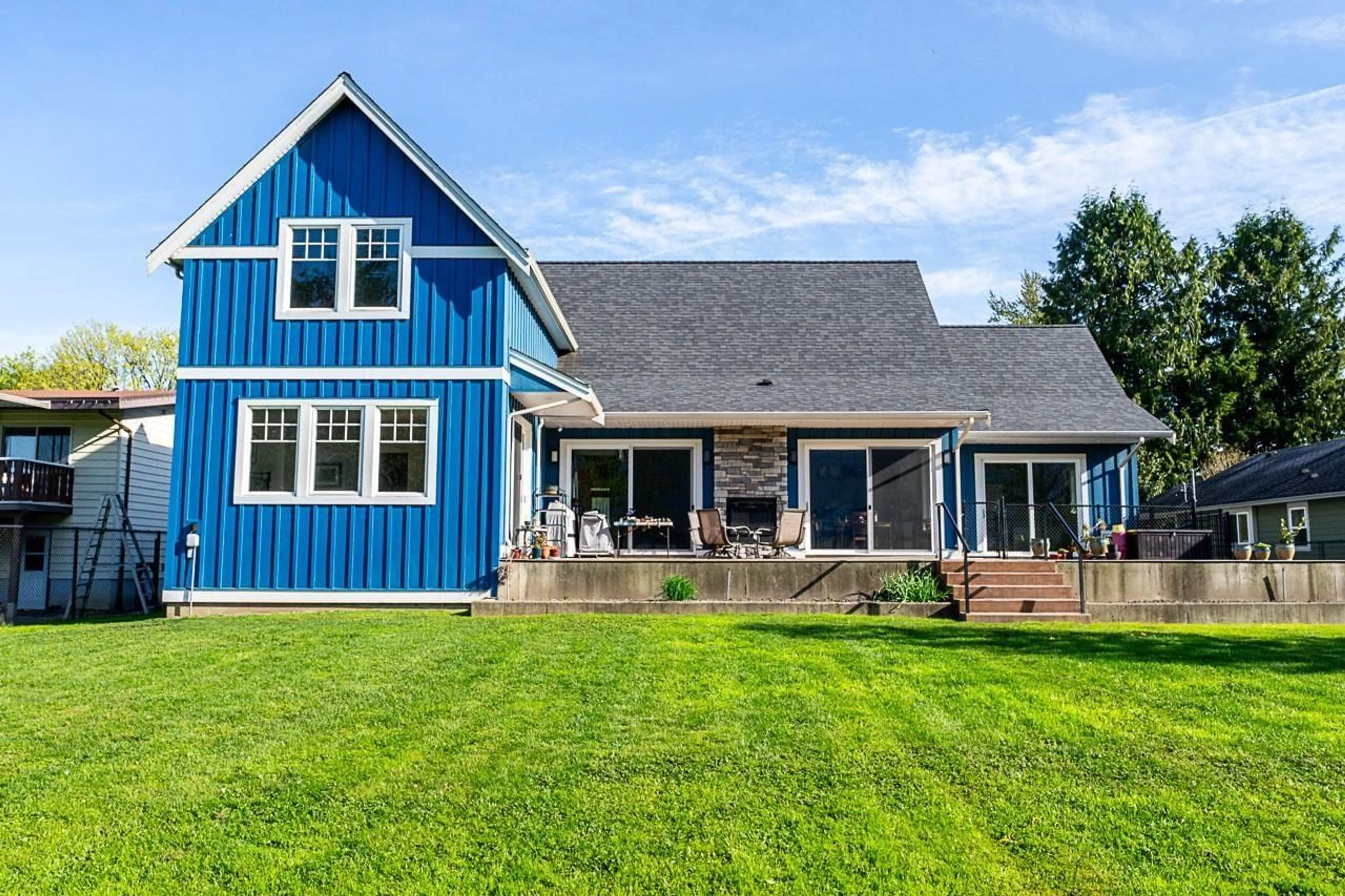 Home with vinyl exterior material, unknown for 7312 MARTIN ROAD, Agassiz British Columbia V0M1A2