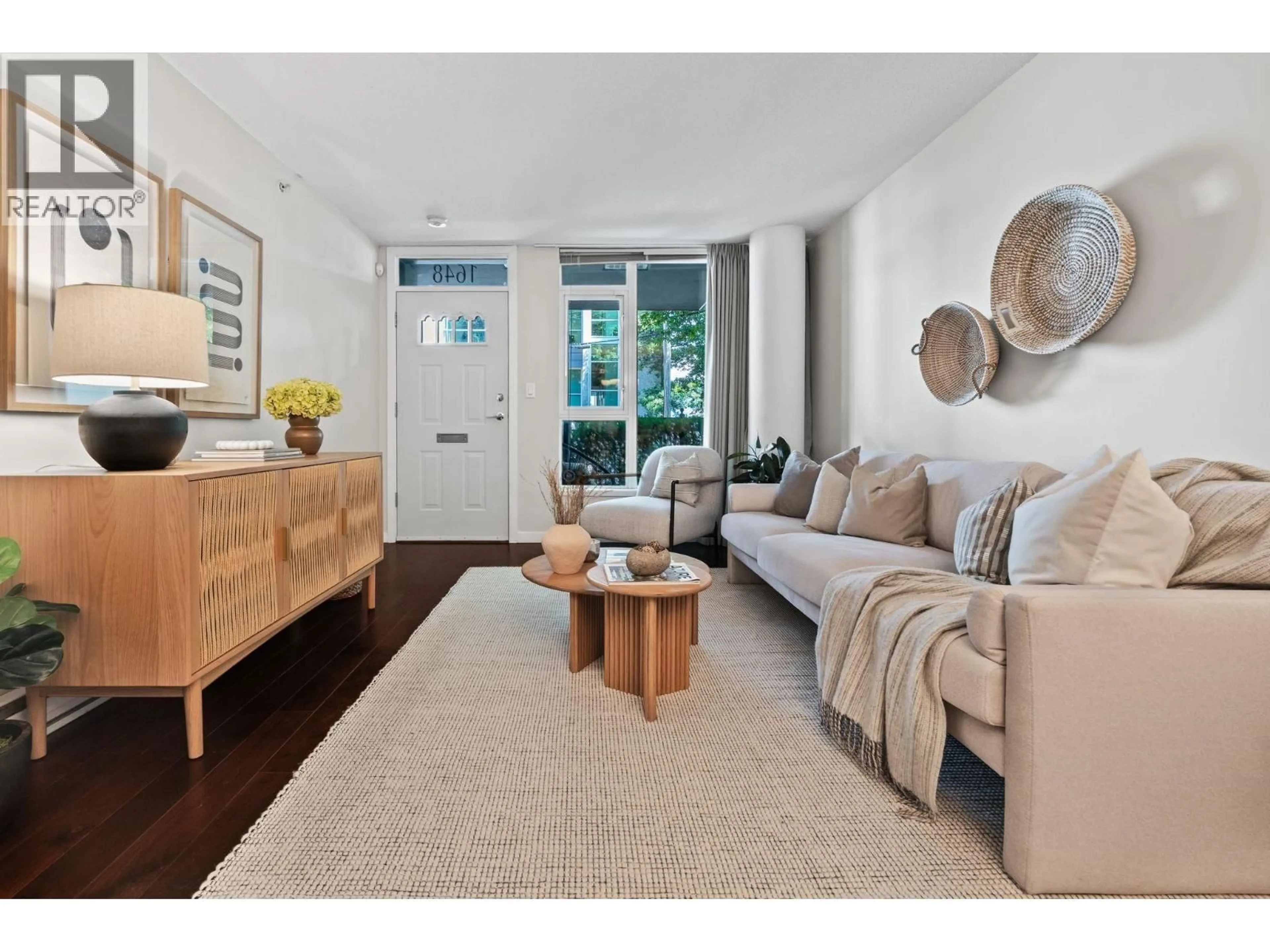 Living room with furniture, unknown for 1648 7TH AVENUE, Vancouver British Columbia V6J1S5