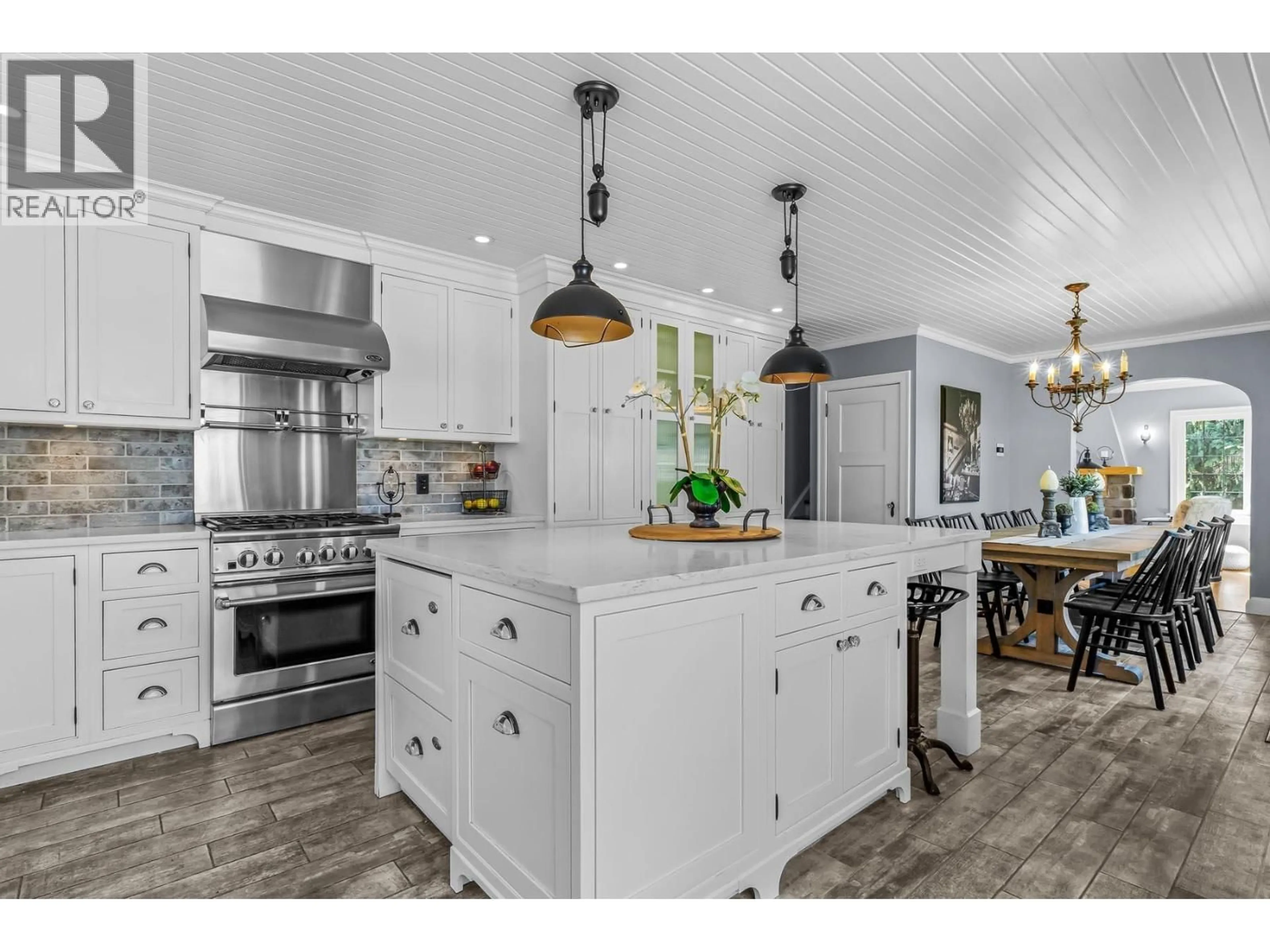 Open concept kitchen, unknown for 725 FIFTH STREET, New Westminster British Columbia V3L2Y2