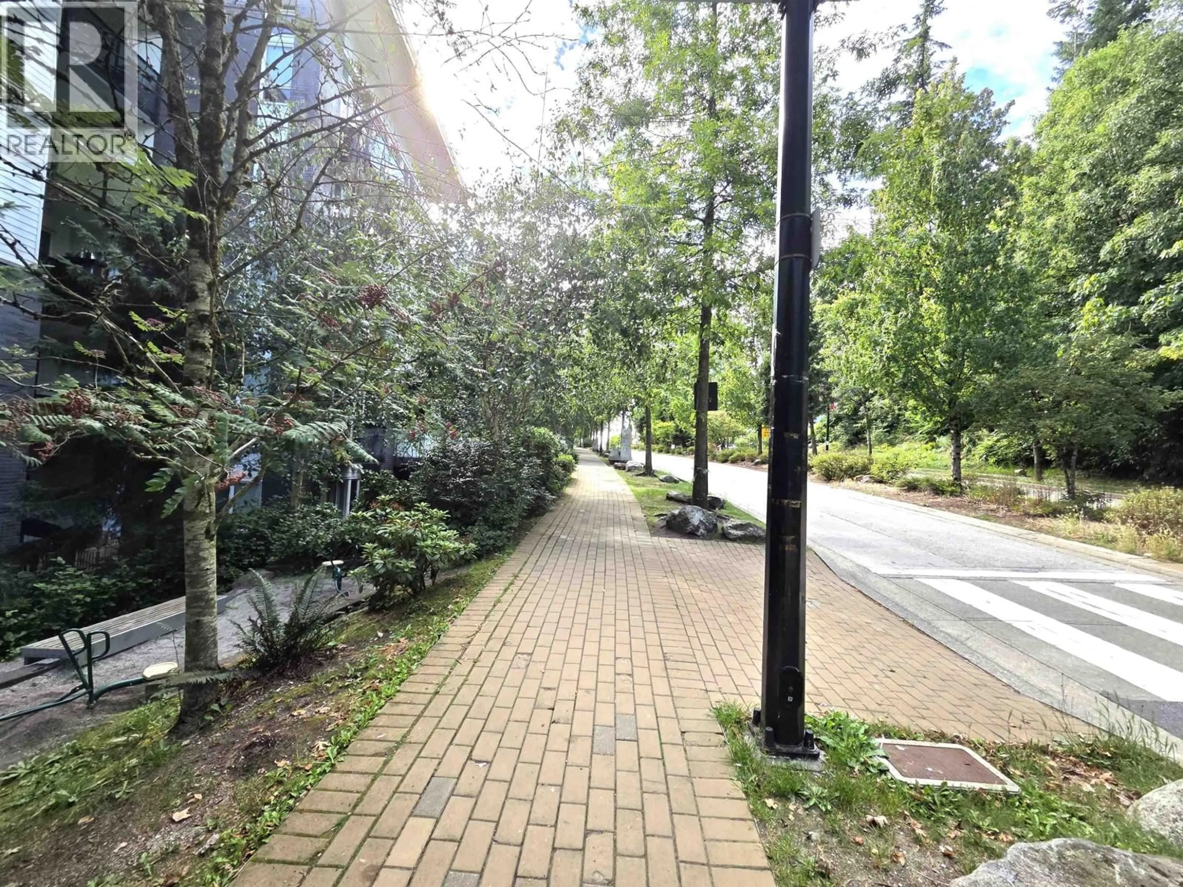 Patio, street for 111 - 9250 UNIVERSITY HIGH STREET, Burnaby British Columbia V5A0B3
