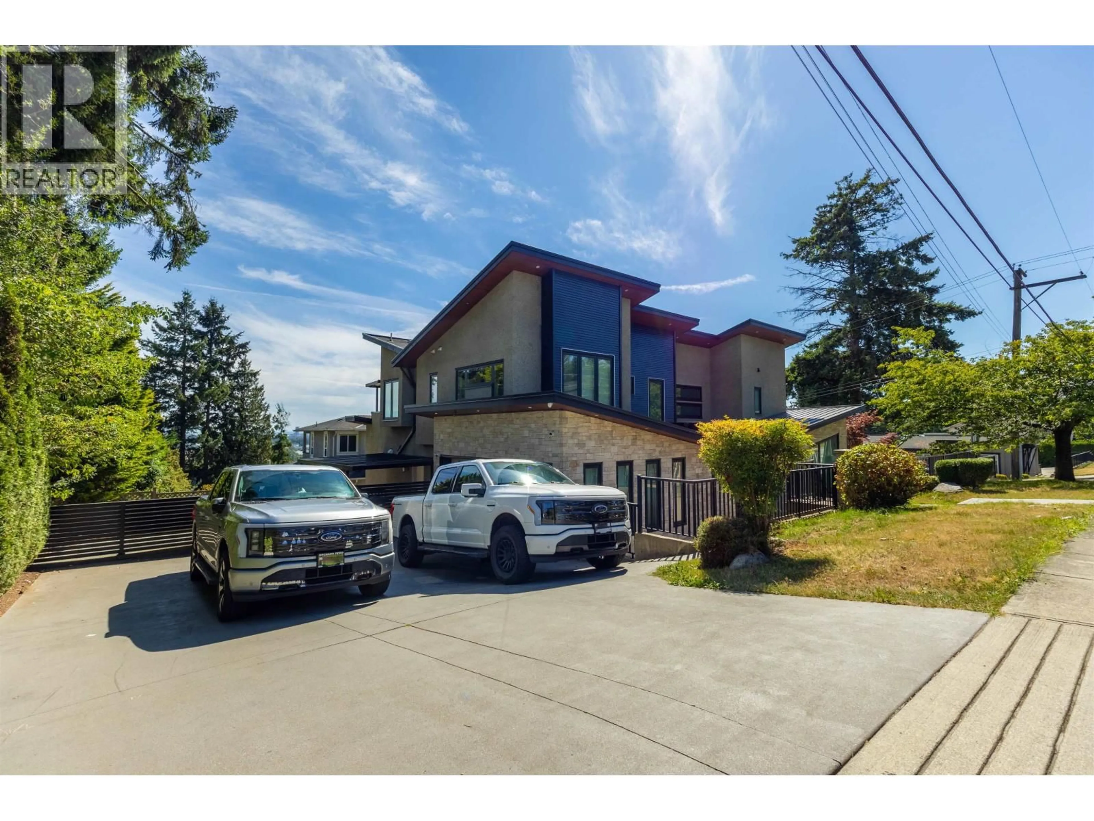 A pic from outside/outdoor area/front of a property/back of a property/a pic from drone, street for 5208 CARSON STREET, Burnaby British Columbia V5J2Z2