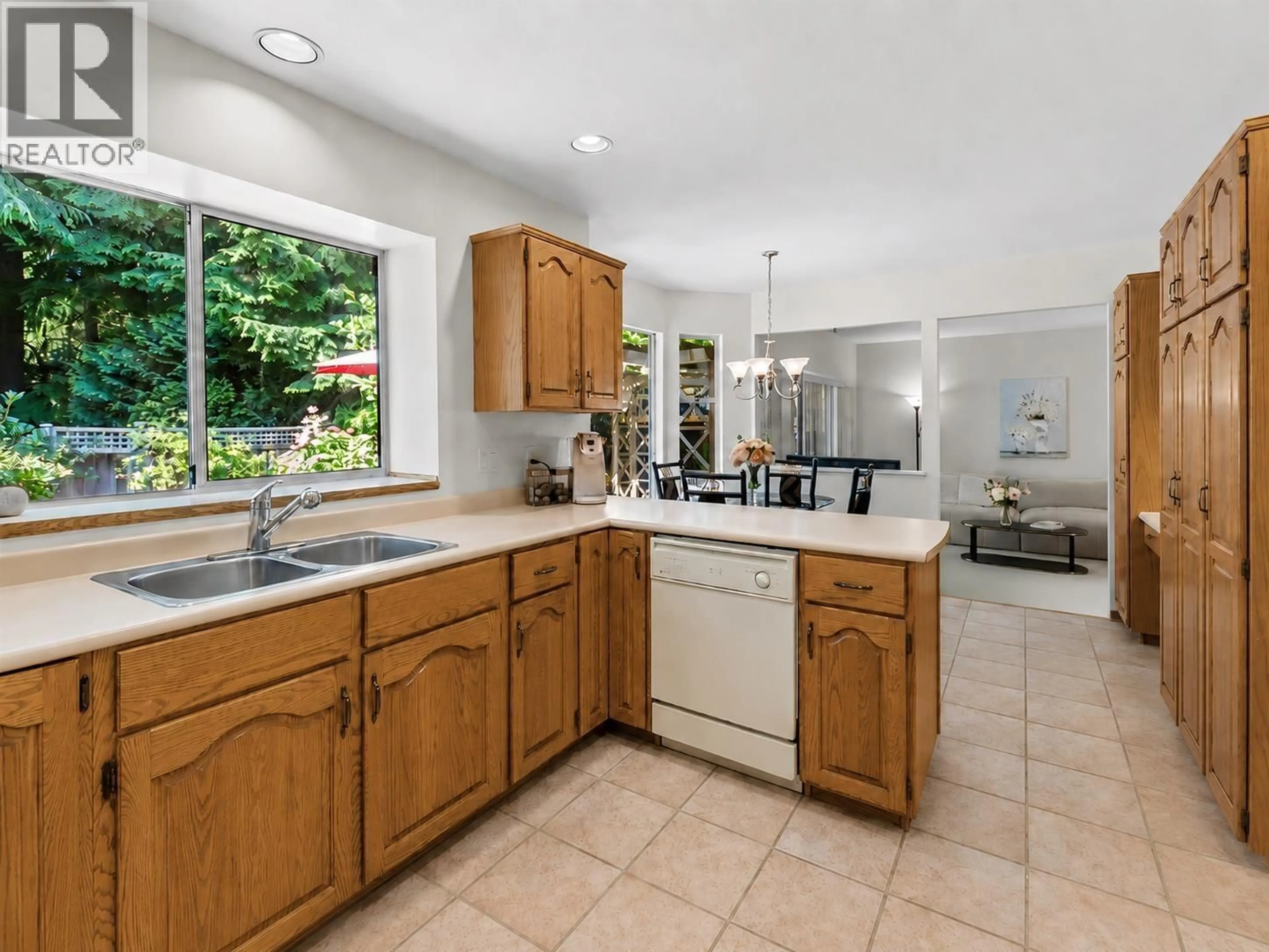 Open concept kitchen, ceramic/tile floor for 3 CHEVALIER COURT, Port Moody British Columbia V3H4L3