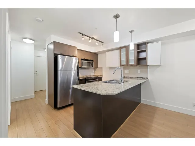 229 - 2233 MCKENZIE ROAD, Abbotsford 4